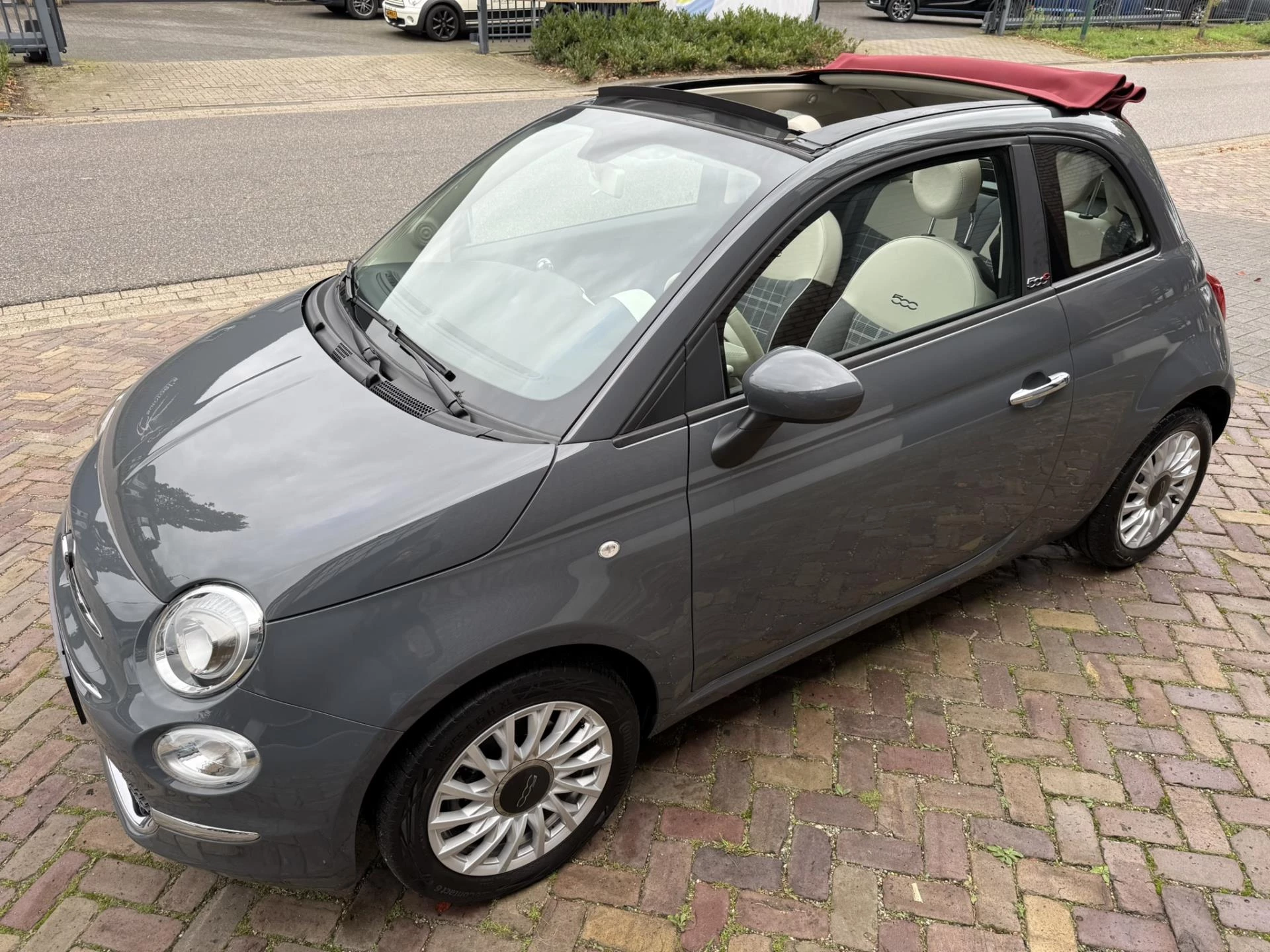 Hoofdafbeelding Fiat 500C