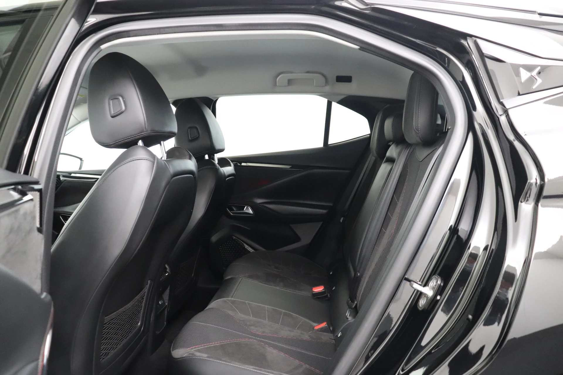 Hoofdafbeelding DS DS 4