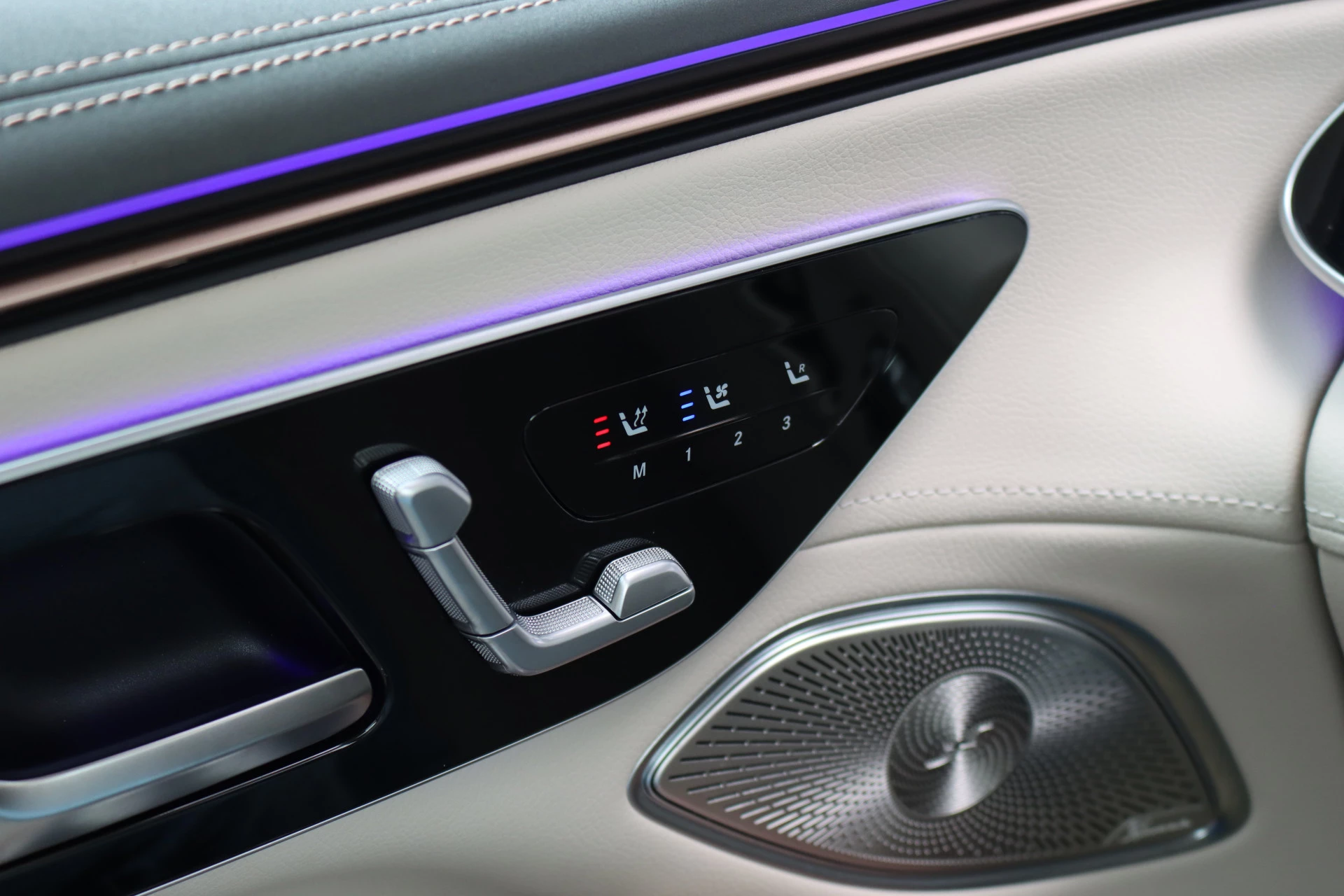 Hoofdafbeelding Mercedes-Benz EQS