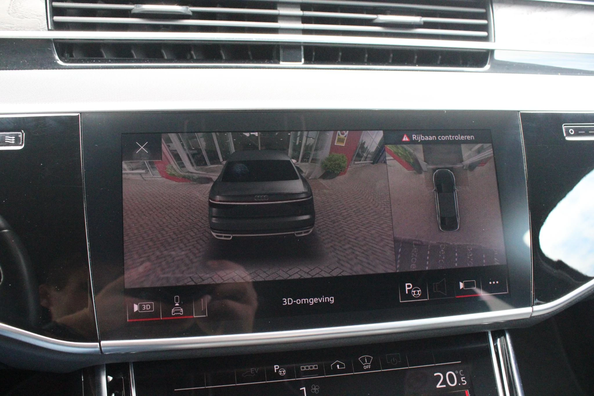 Hoofdafbeelding Audi A8