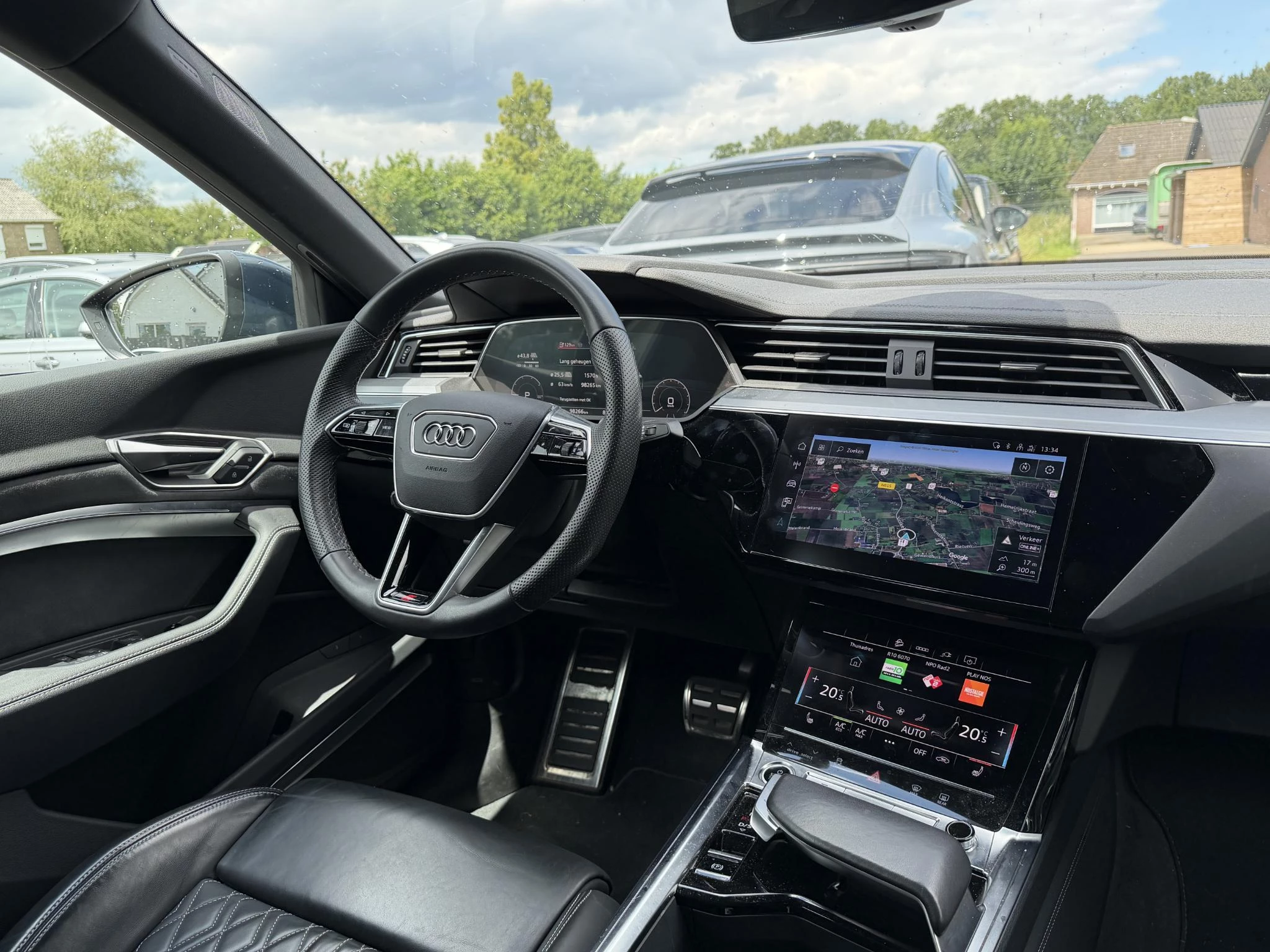 Hoofdafbeelding Audi Q8 Sportback e-tron