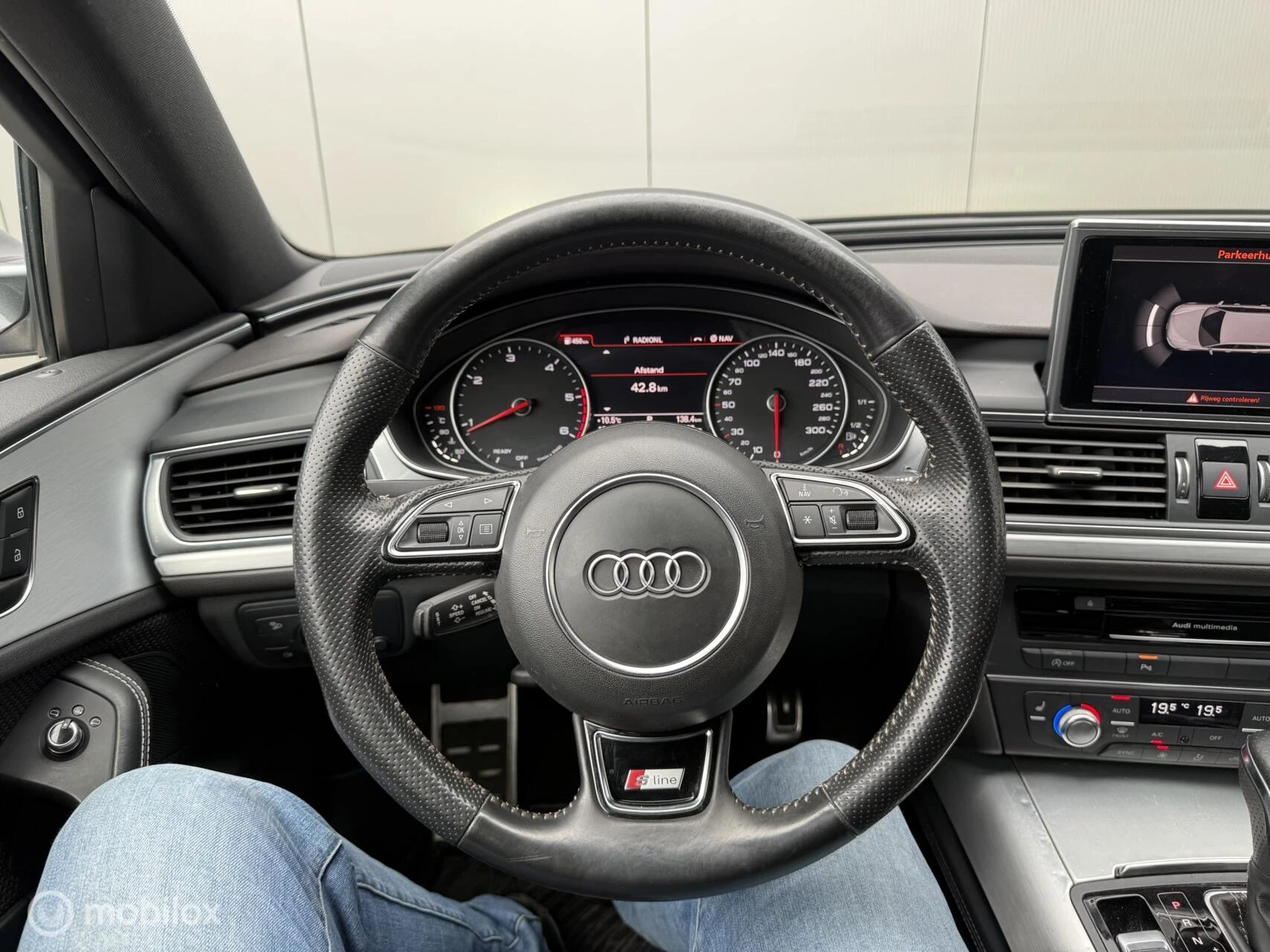 Hoofdafbeelding Audi A6