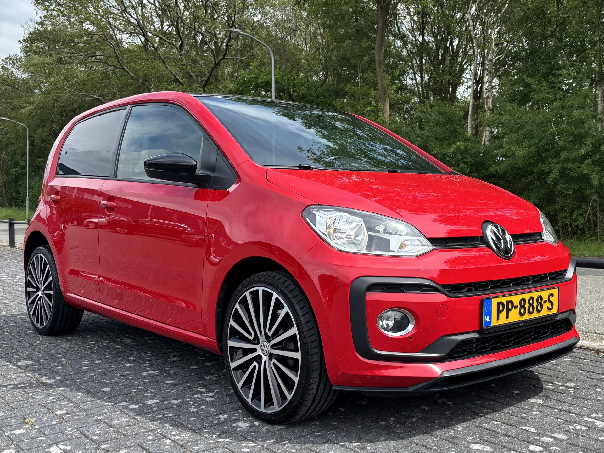 Hoofdafbeelding Volkswagen up!