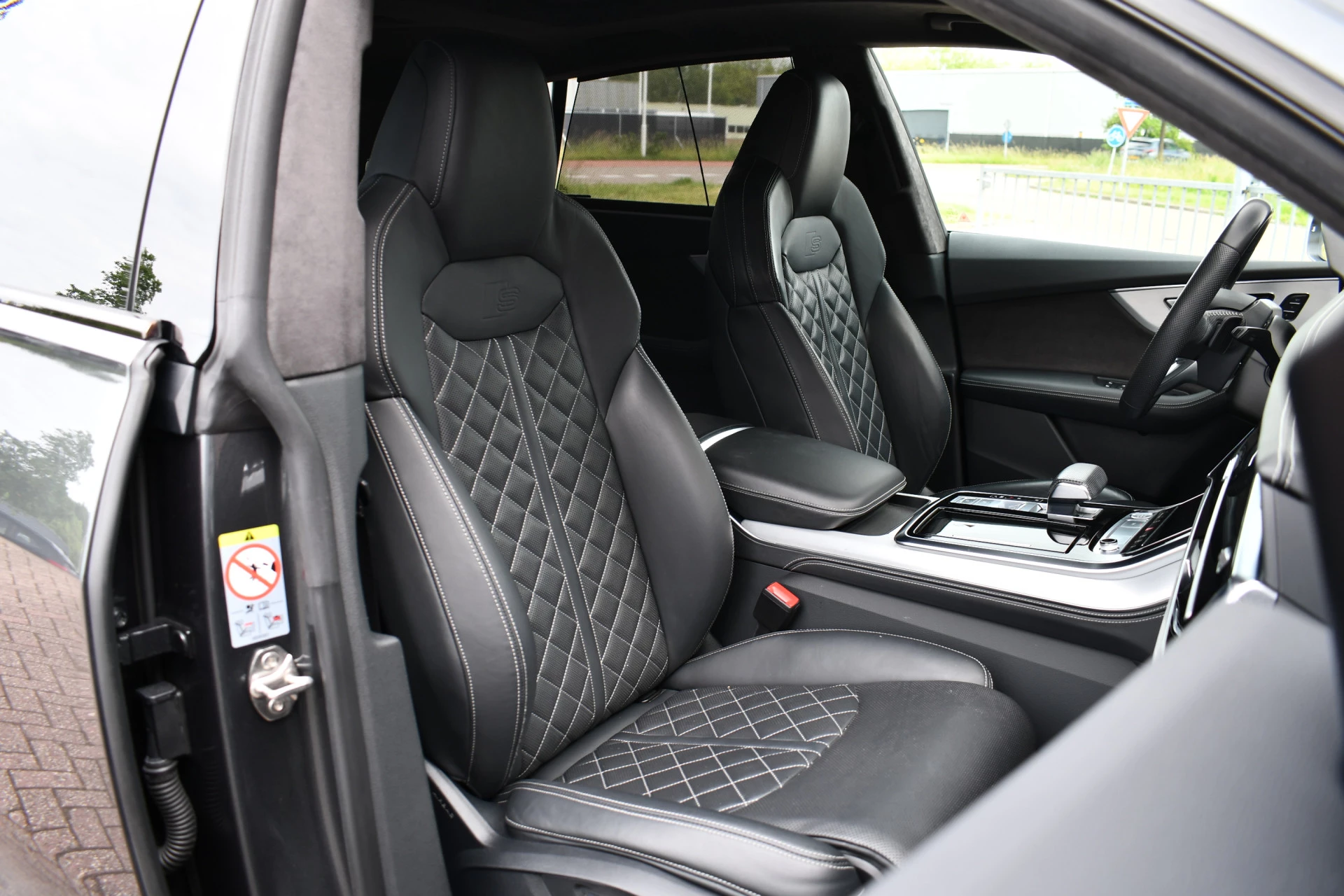 Hoofdafbeelding Audi Q8