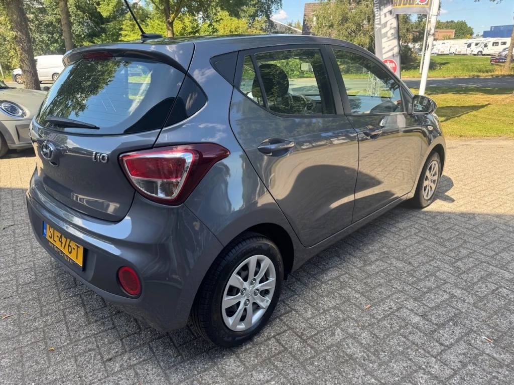Hoofdafbeelding Hyundai i10