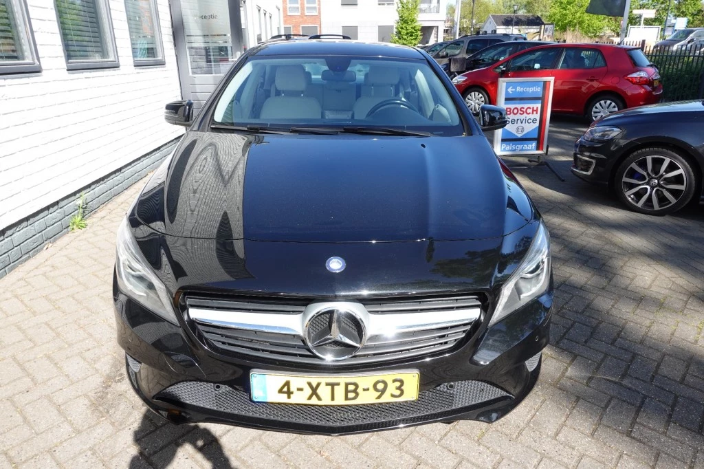 Hoofdafbeelding Mercedes-Benz CLA