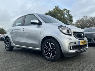 Smart Forfour EQ Business Solution (INCL-BTW) Aut. *NAVI-FULLMAP | VOLLEDER | ECC | CRUISE | COMFORT-SEATS | 15"ALU*