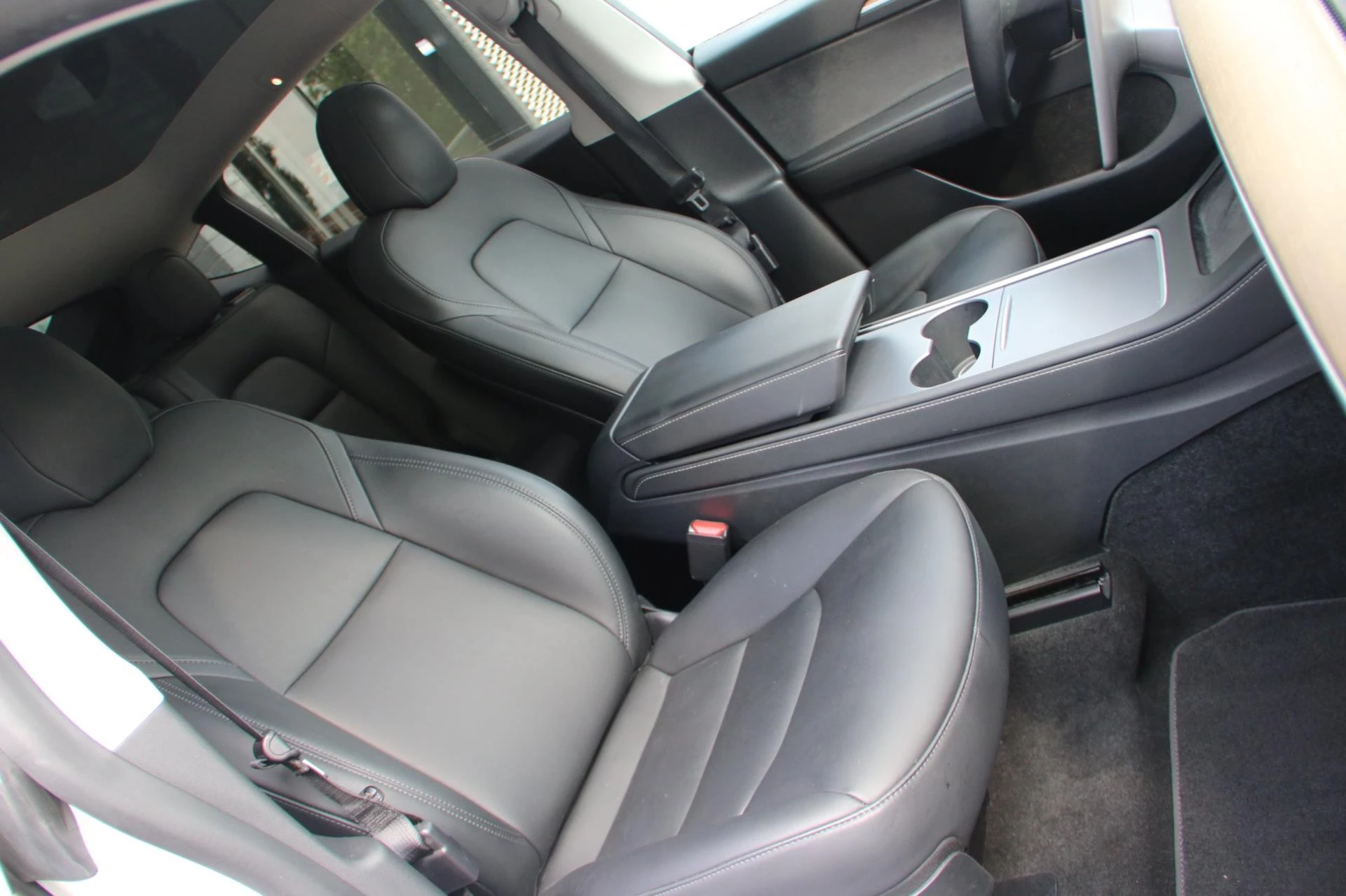 Hoofdafbeelding Tesla Model Y
