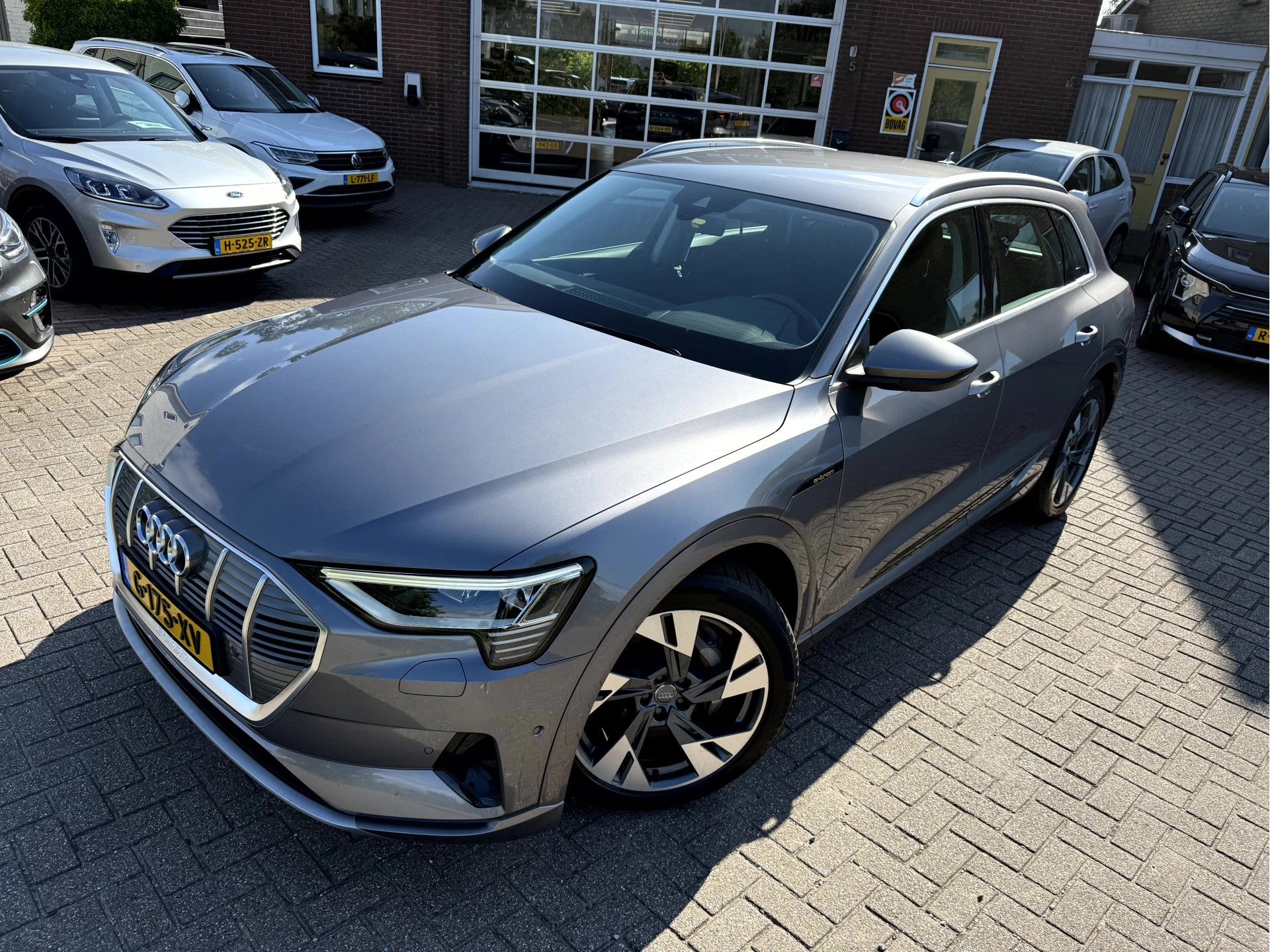 Hoofdafbeelding Audi e-tron