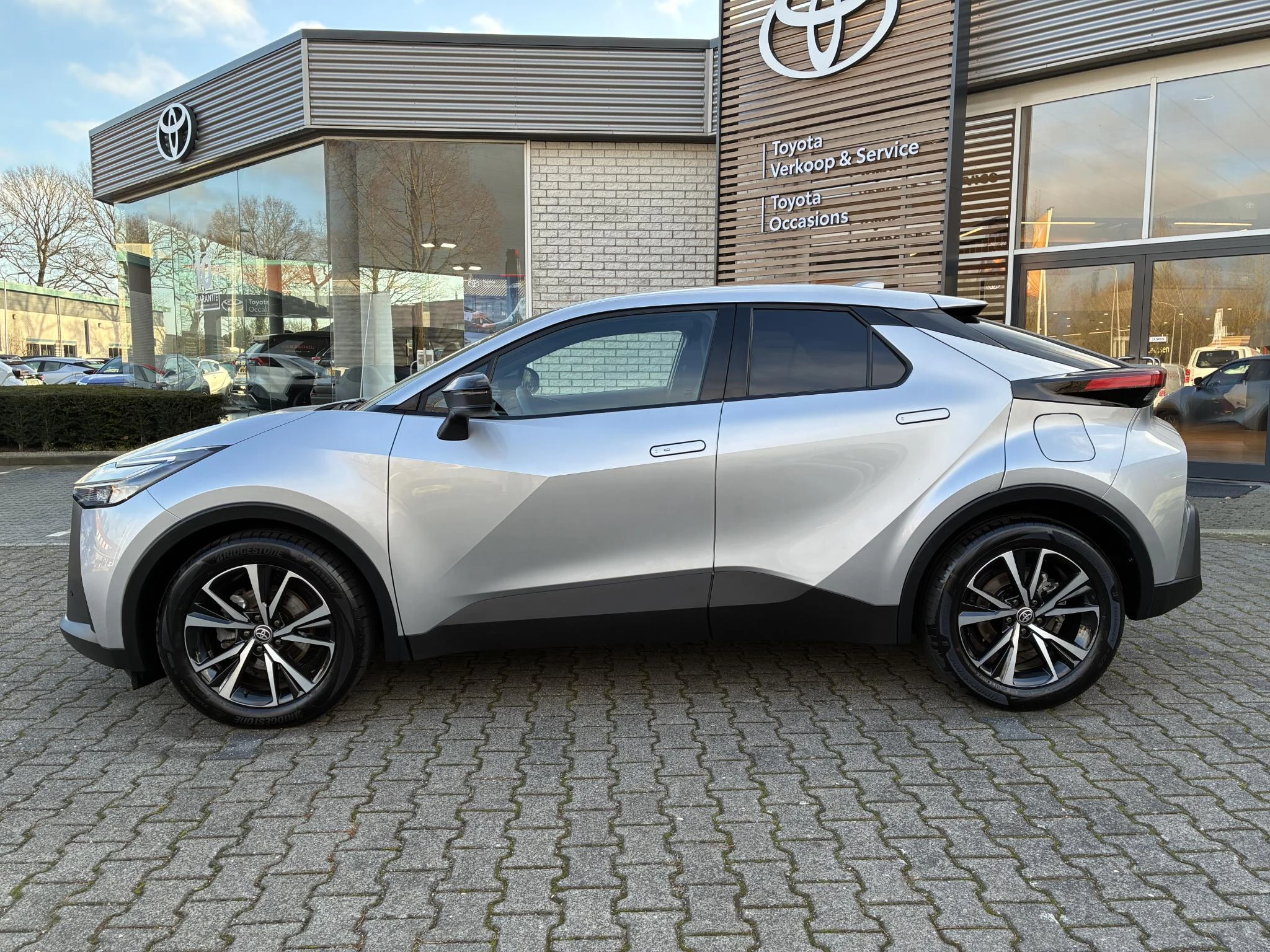 Hoofdafbeelding Toyota C-HR