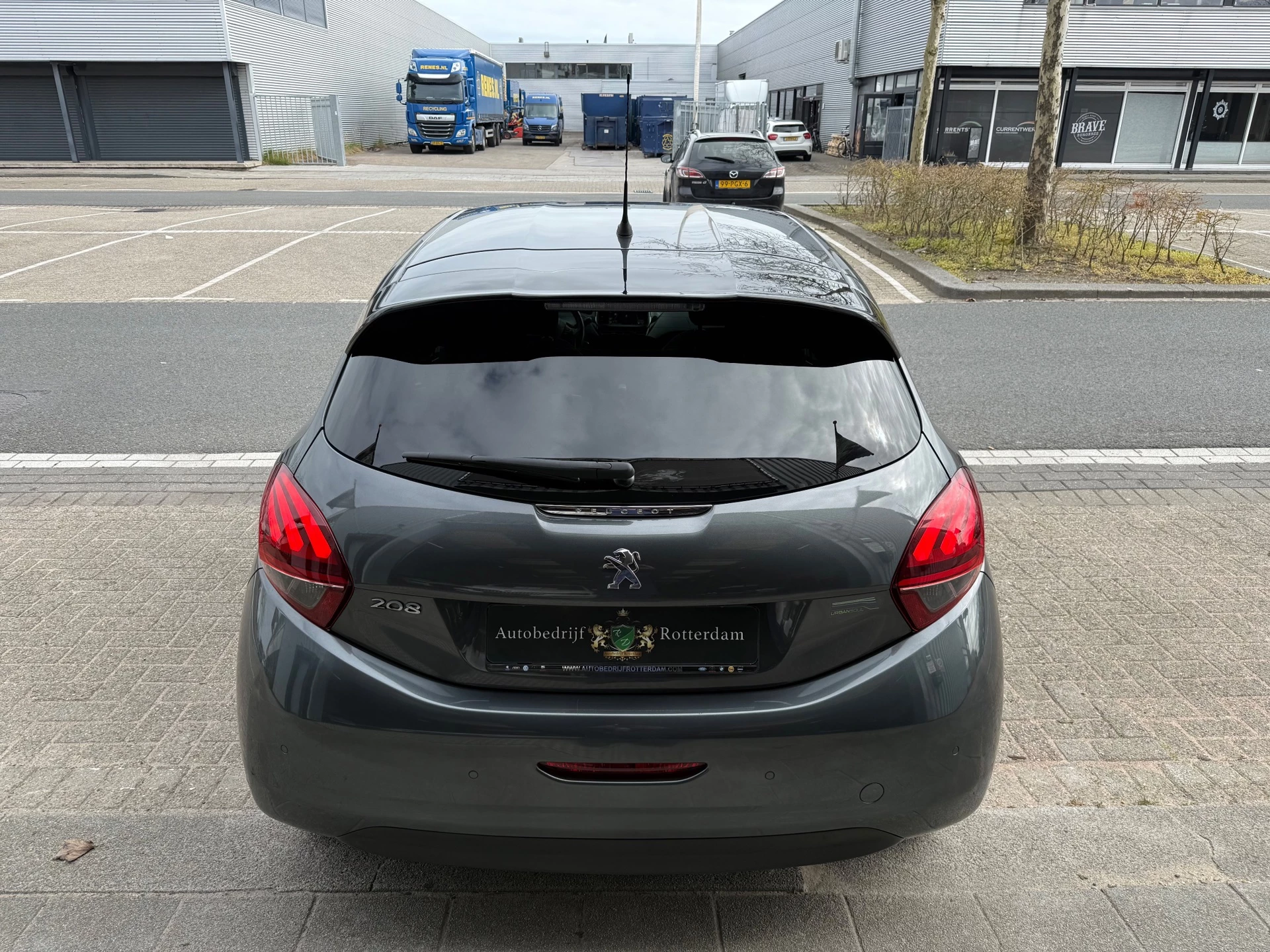 Hoofdafbeelding Peugeot 208