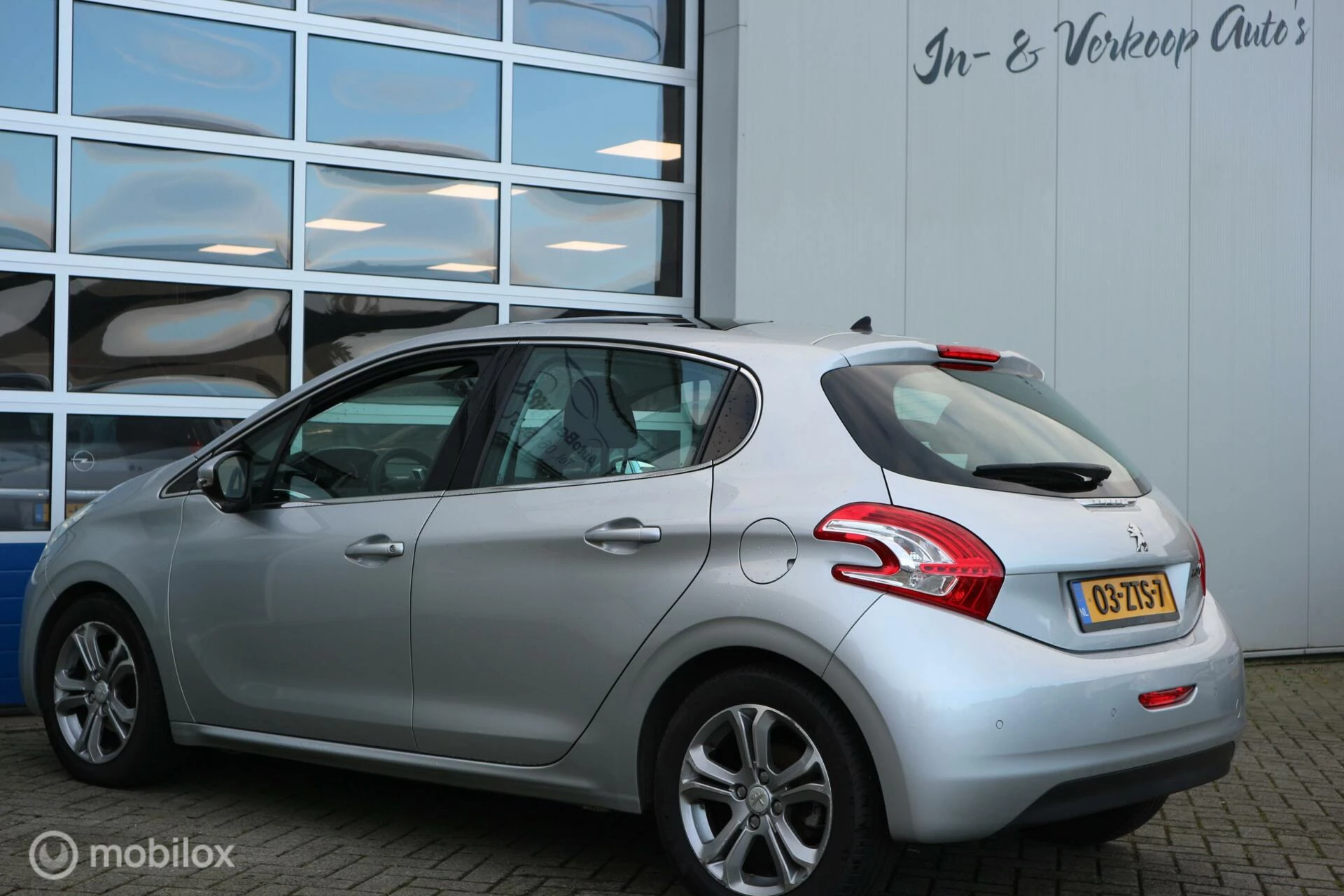 Hoofdafbeelding Peugeot 208