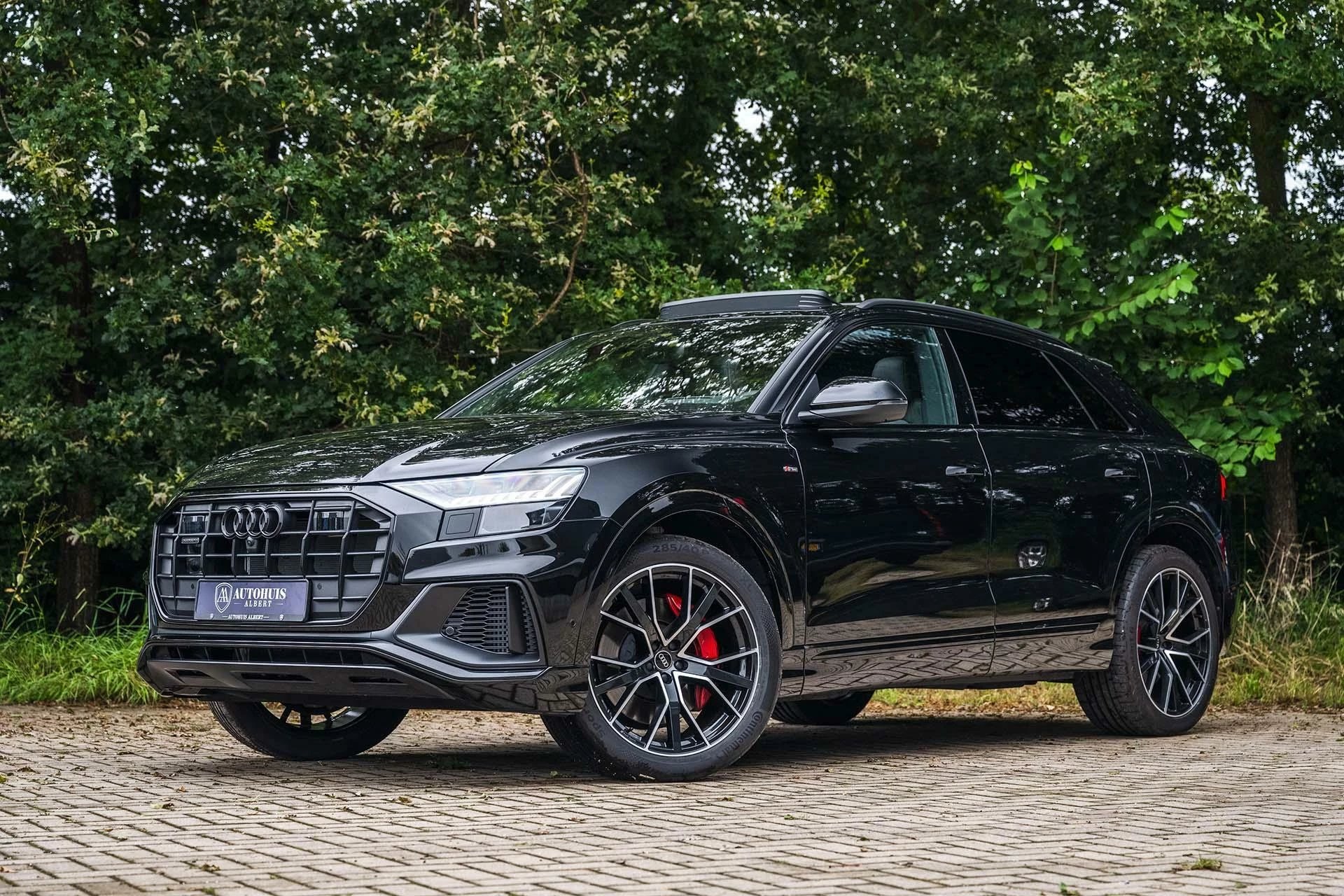 Hoofdafbeelding Audi Q8