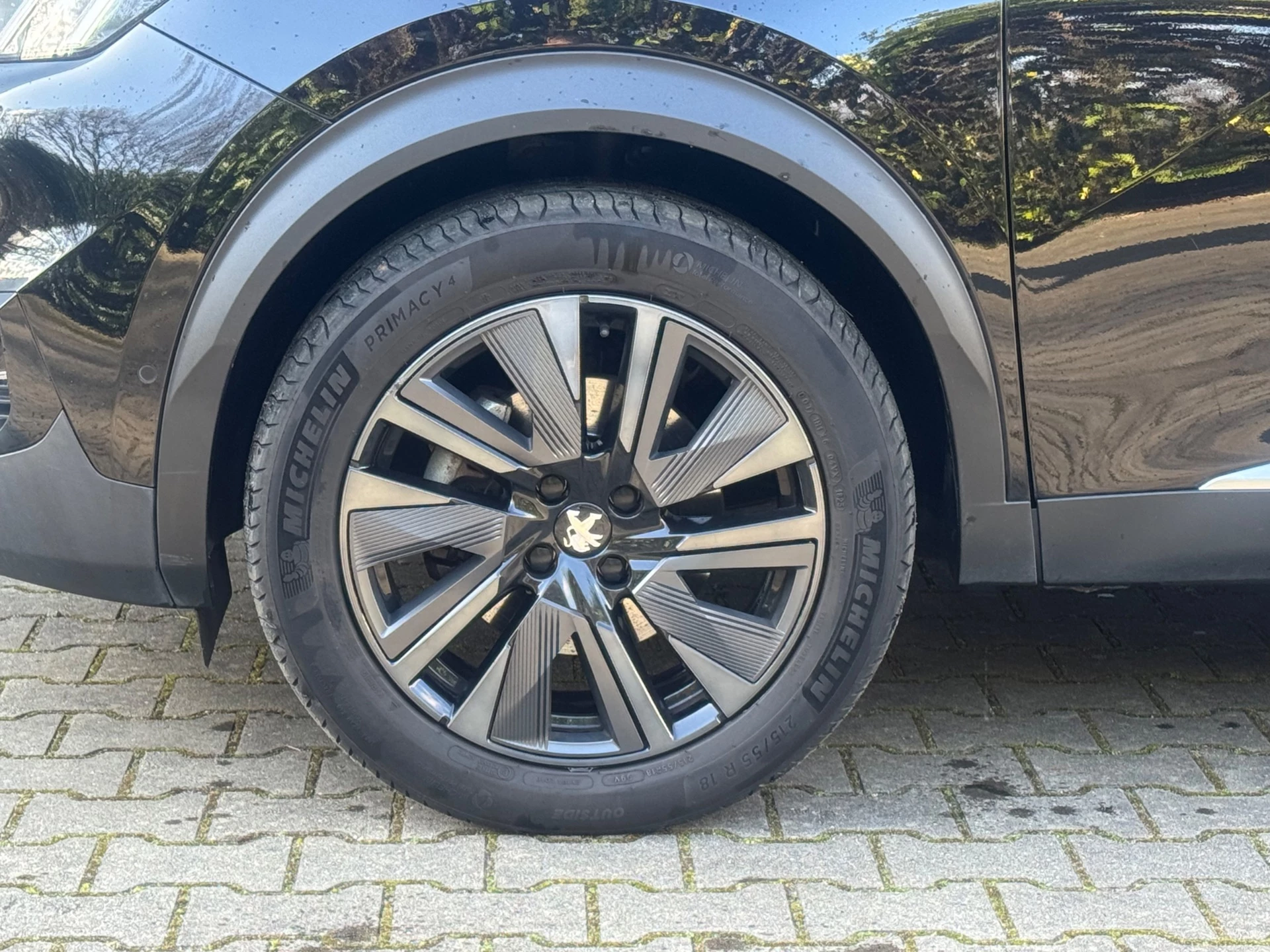 Hoofdafbeelding Peugeot e-2008