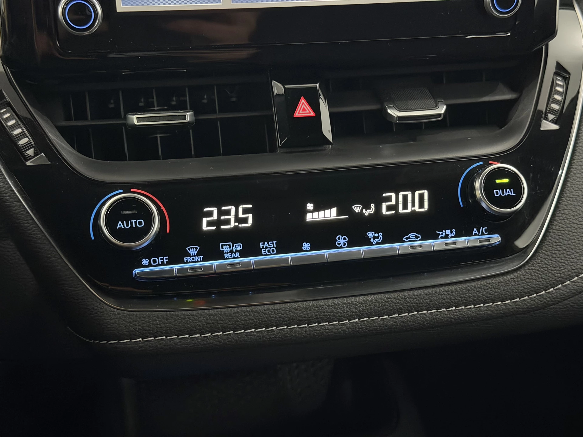 Hoofdafbeelding Toyota Corolla Touring Sports