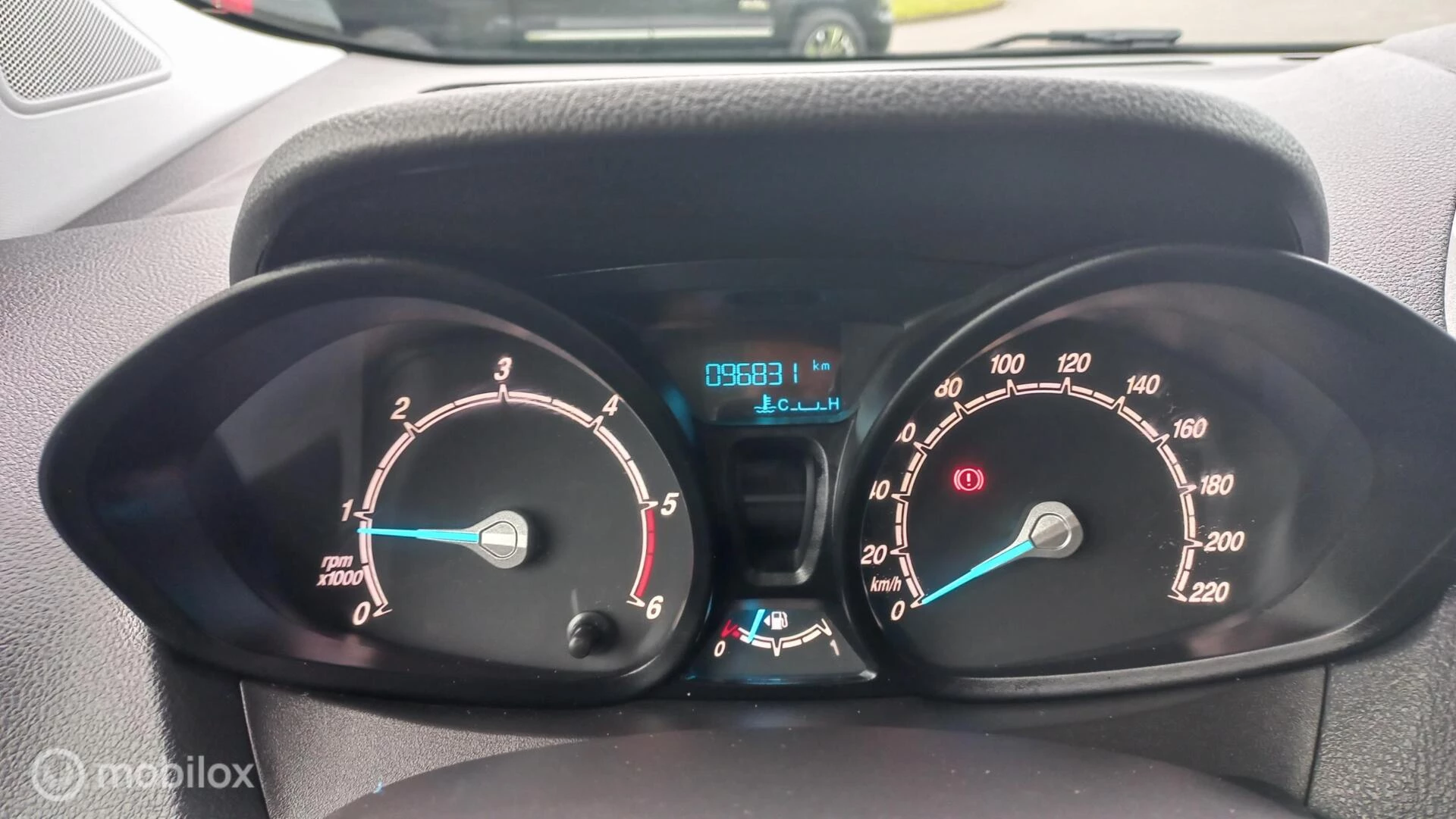 Hoofdafbeelding Ford Transit Courier