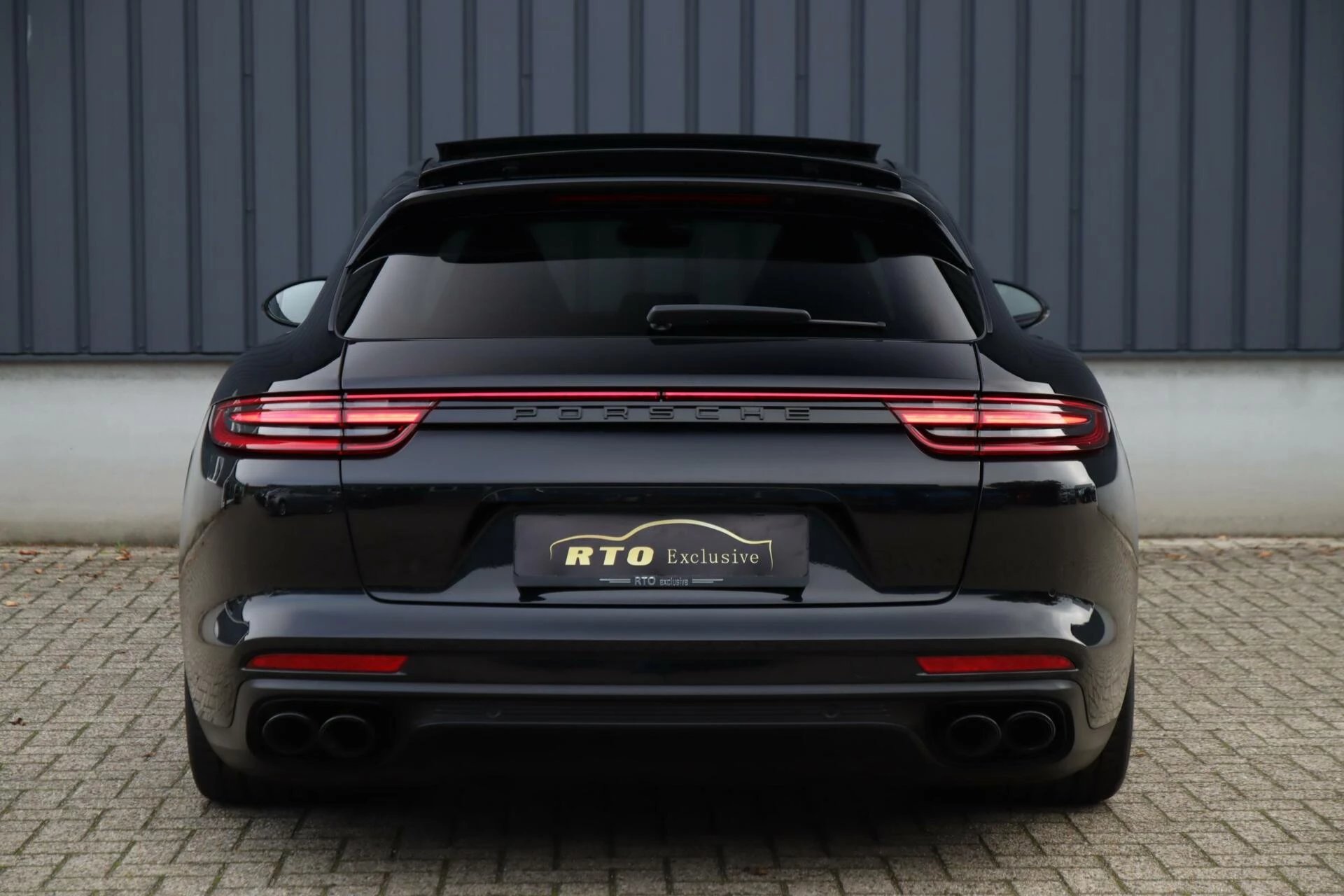 Hoofdafbeelding Porsche Panamera