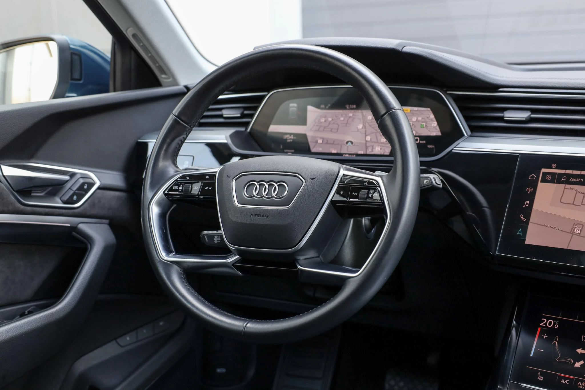 Hoofdafbeelding Audi e-tron