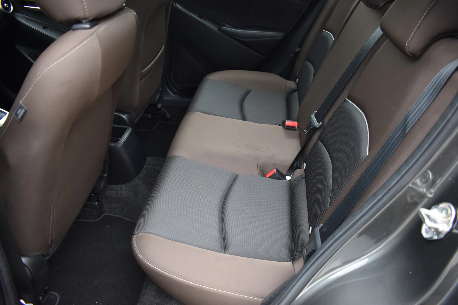 Hoofdafbeelding Mazda 2