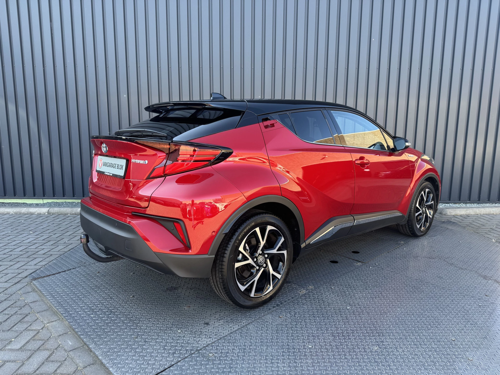 Hoofdafbeelding Toyota C-HR