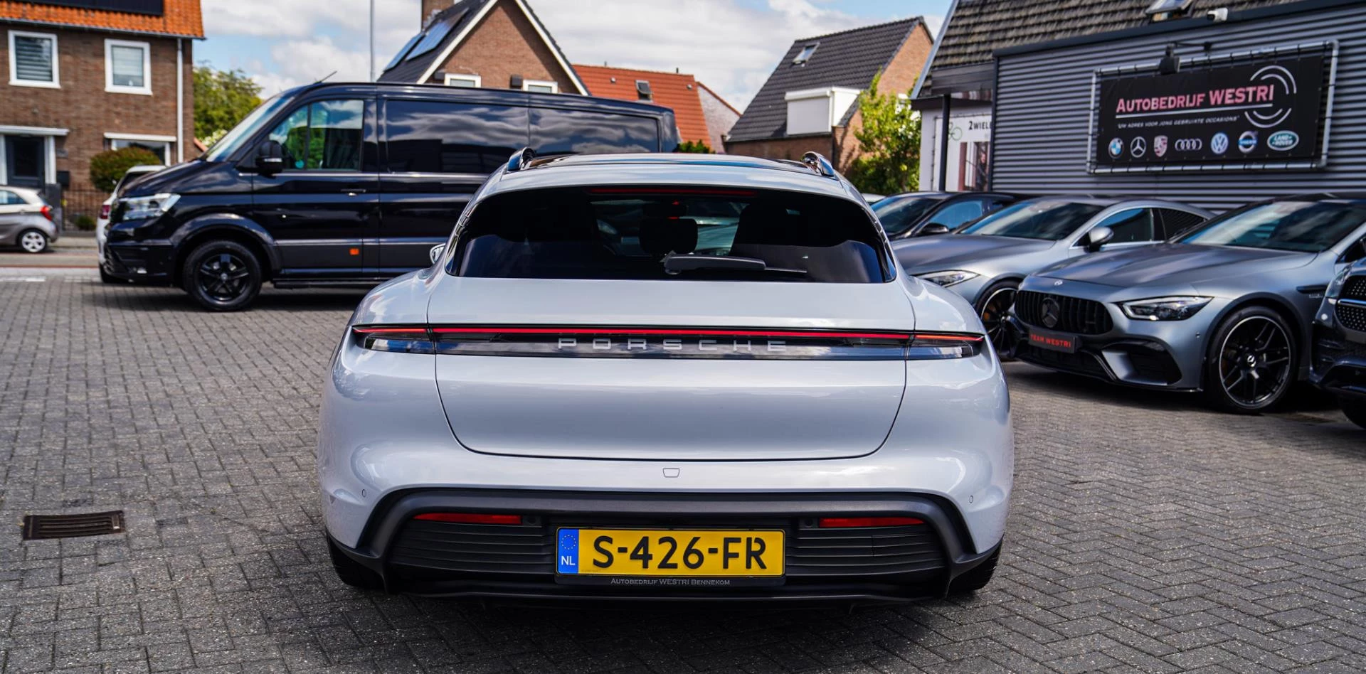 Hoofdafbeelding Porsche Taycan