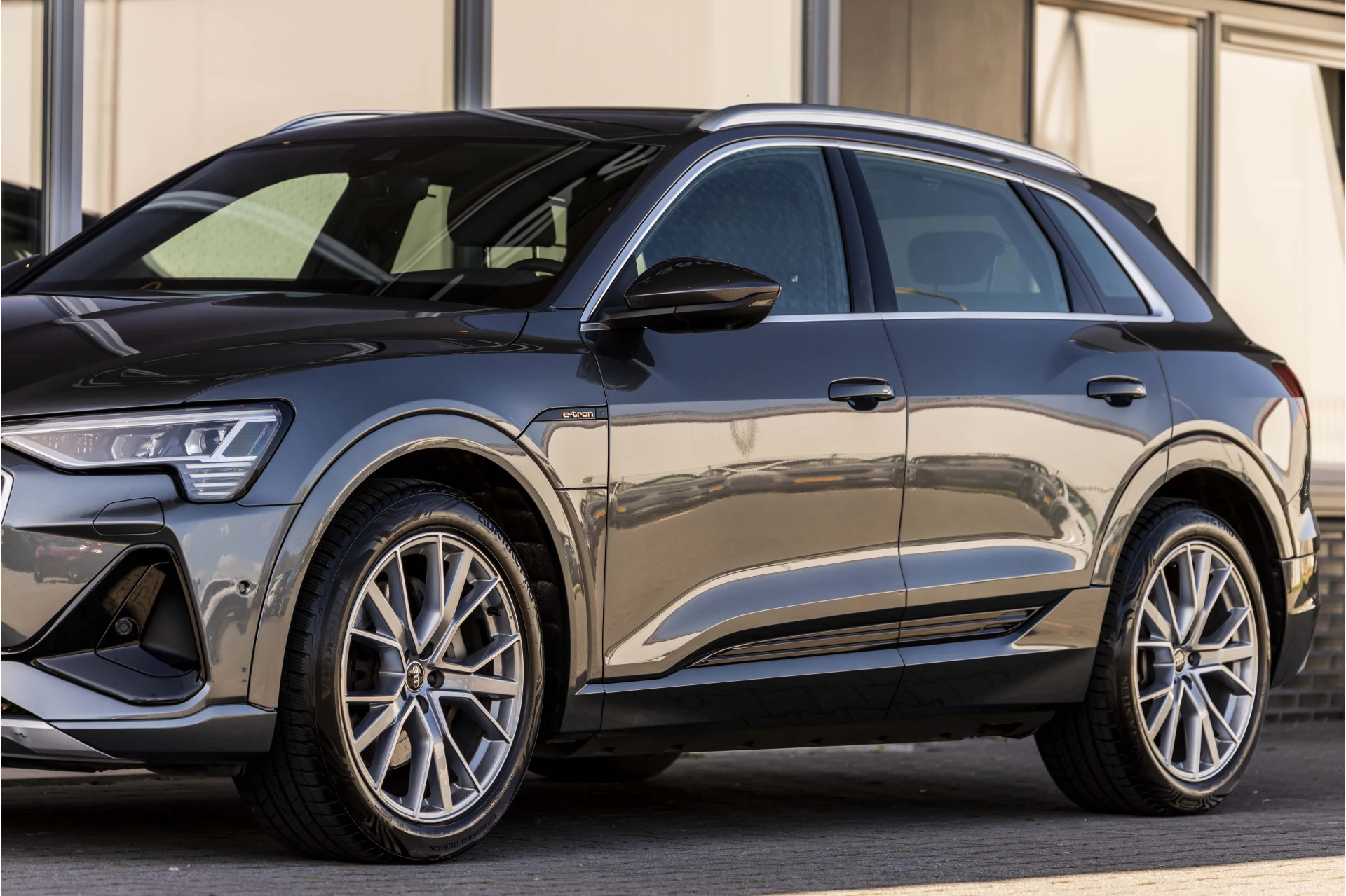 Hoofdafbeelding Audi e-tron