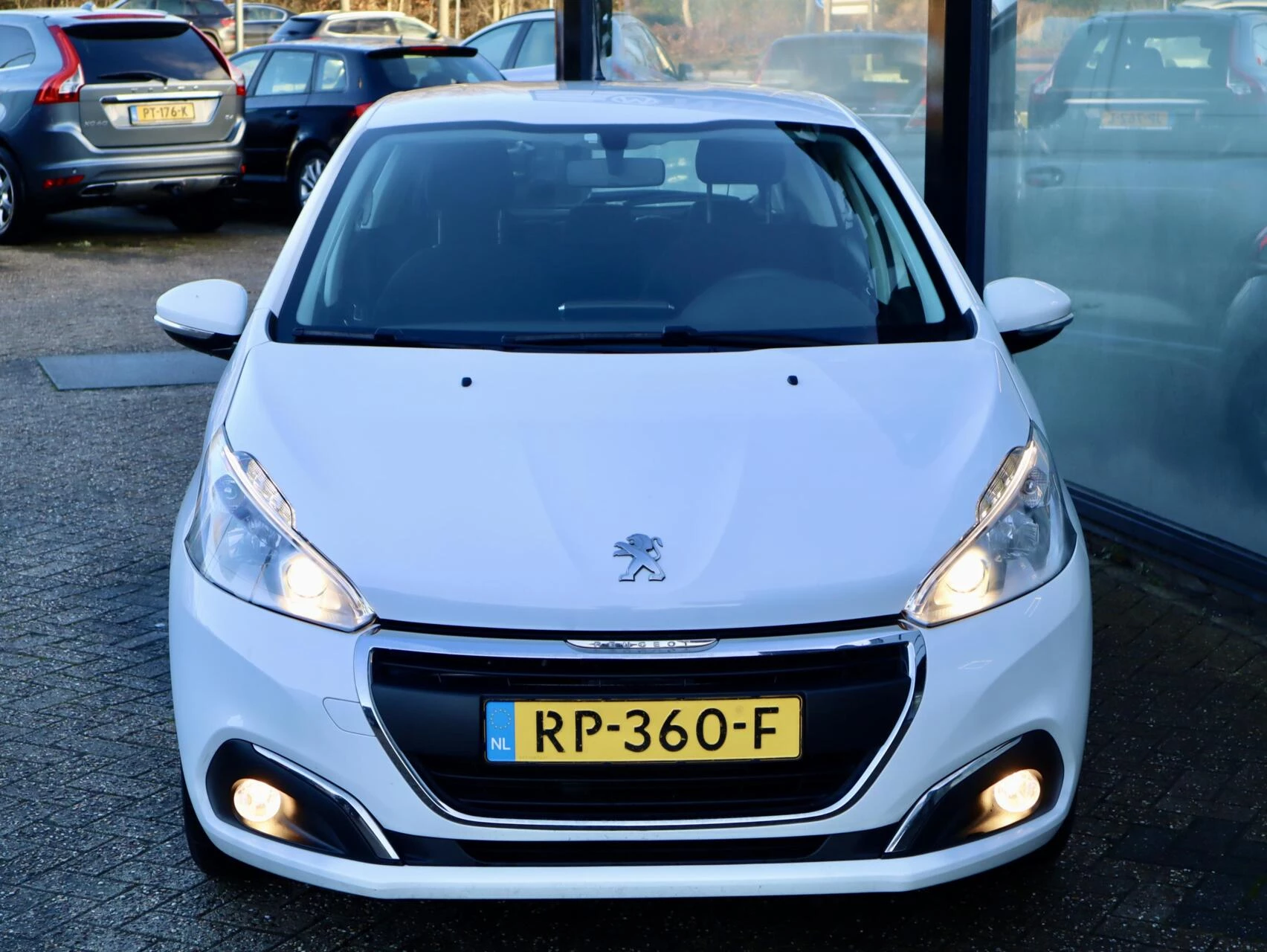 Hoofdafbeelding Peugeot 208