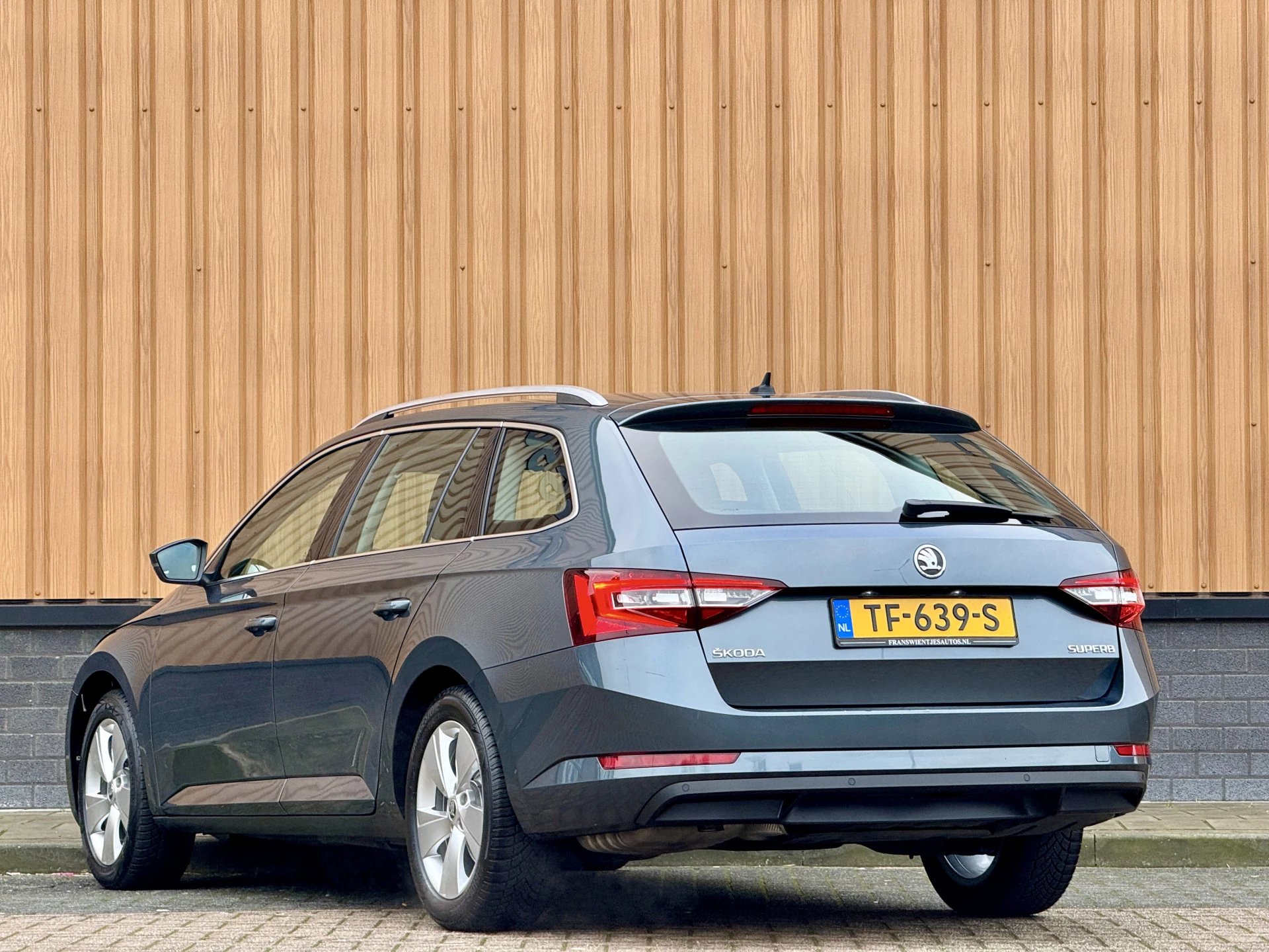 Hoofdafbeelding Škoda Superb