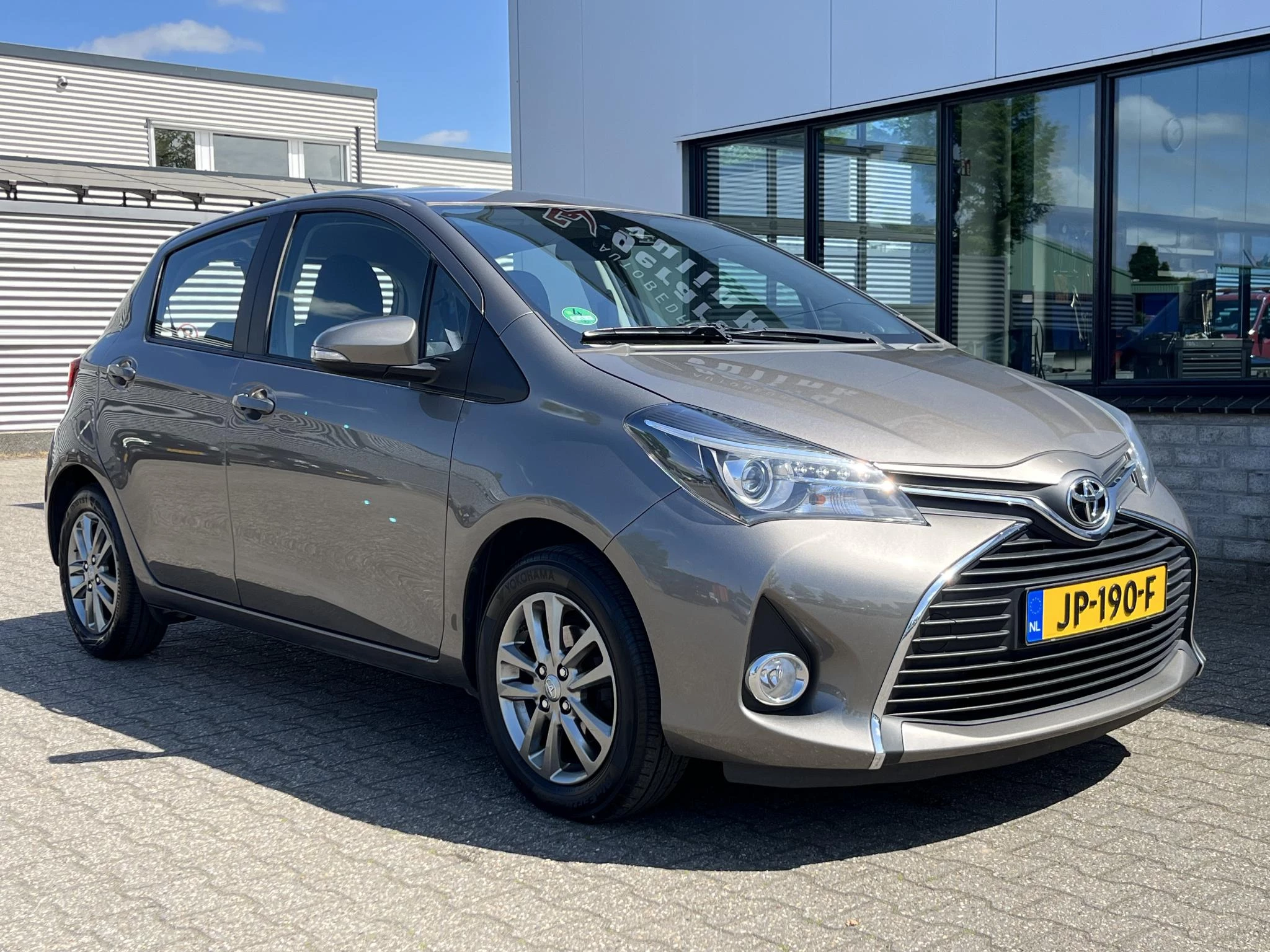 Hoofdafbeelding Toyota Yaris