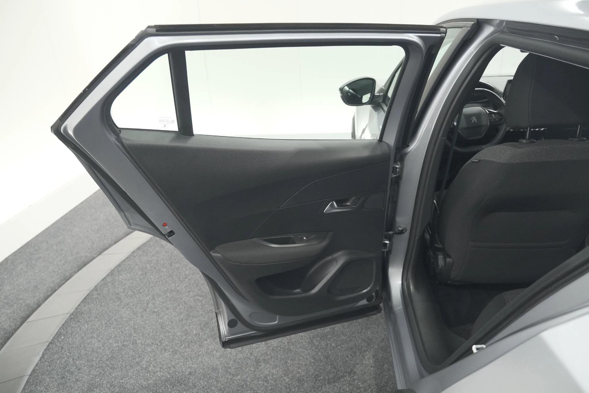 Hoofdafbeelding Peugeot e-2008