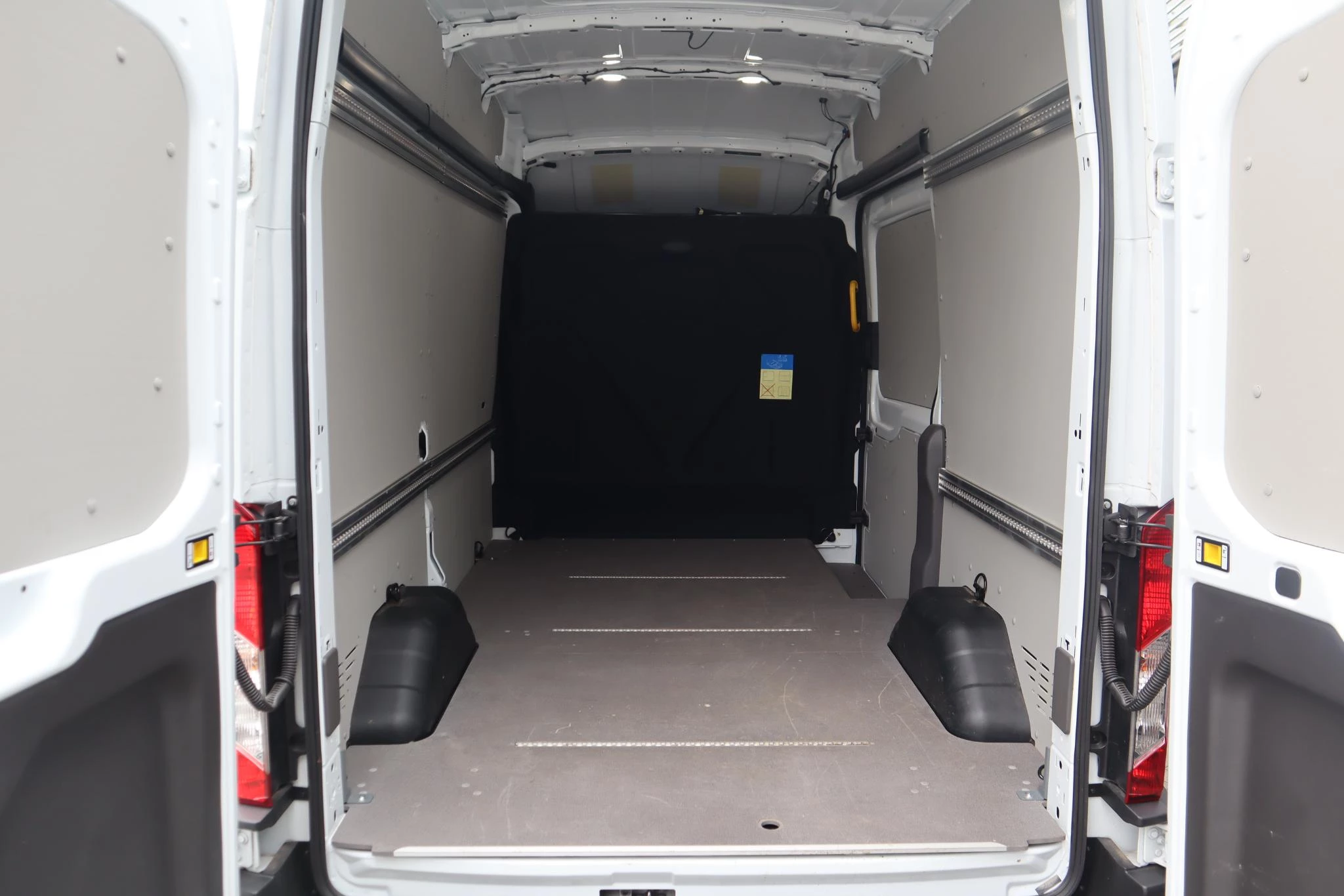 Hoofdafbeelding Ford E-Transit