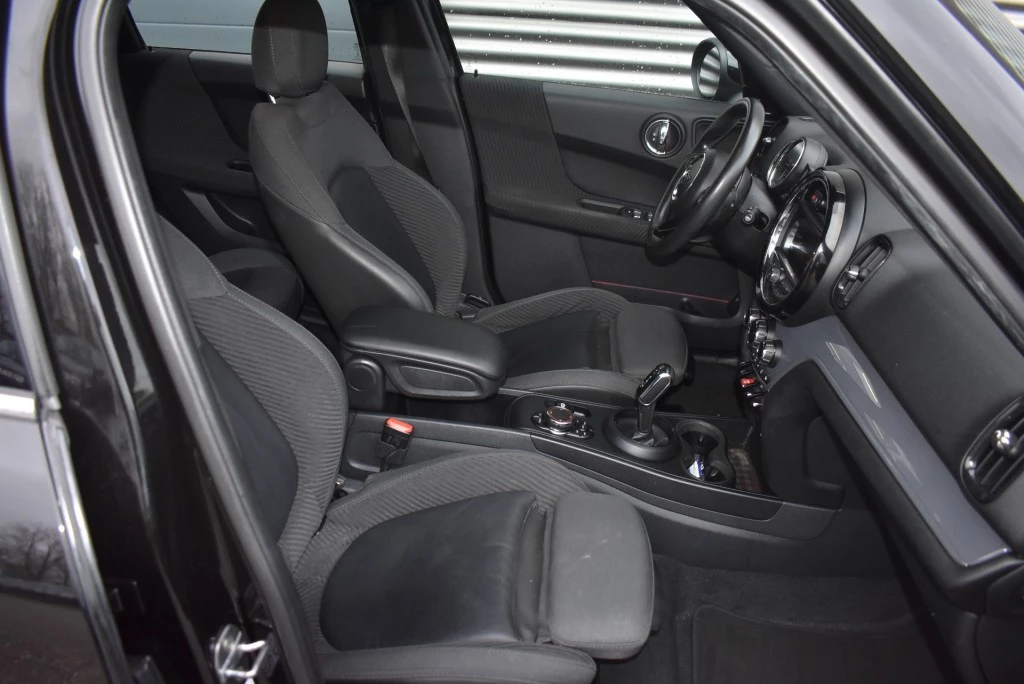 Hoofdafbeelding MINI One