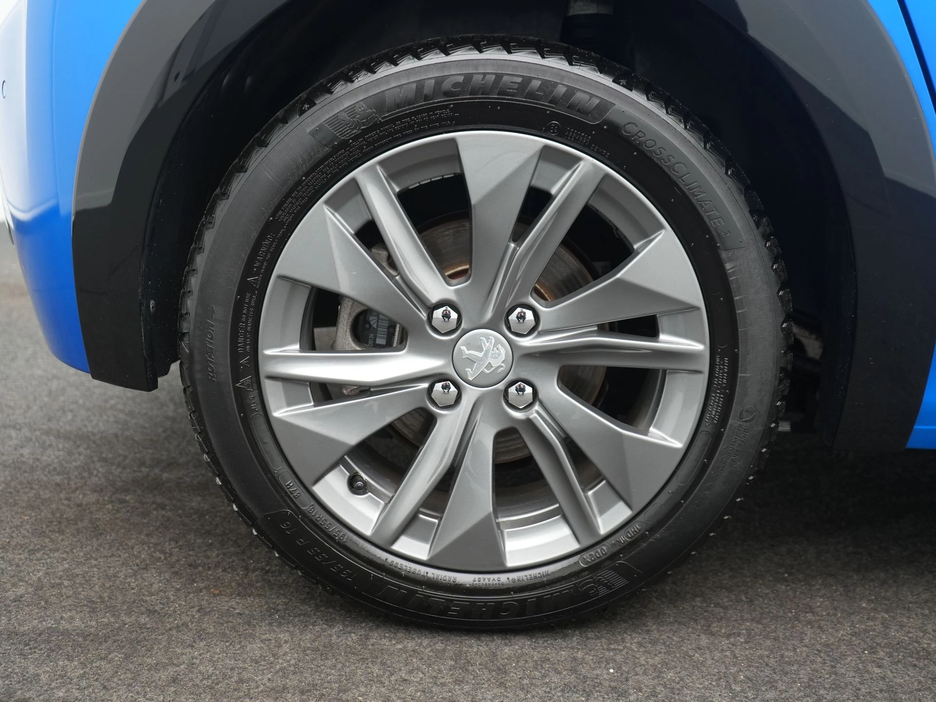 Hoofdafbeelding Peugeot e-208