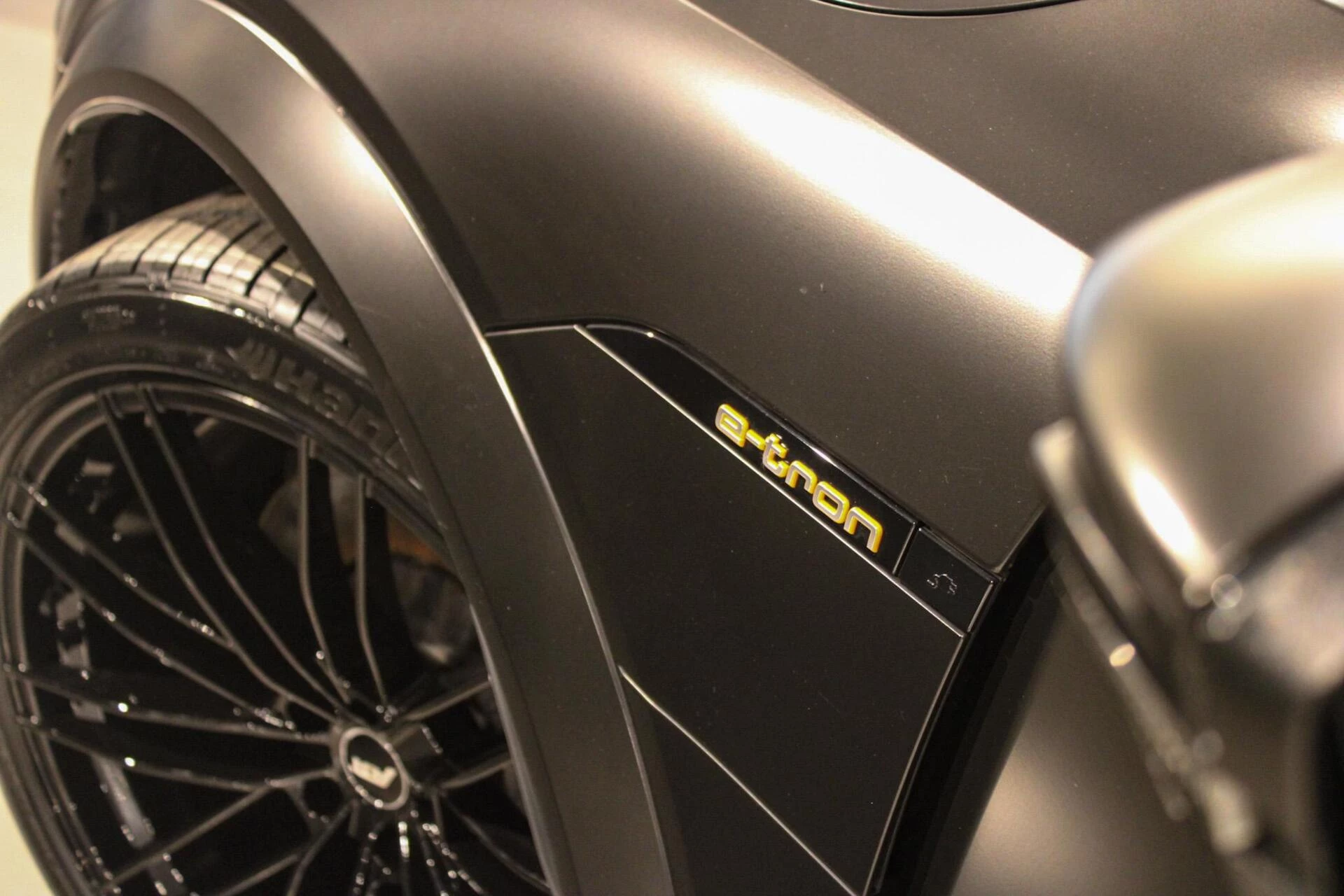 Hoofdafbeelding Audi e-tron