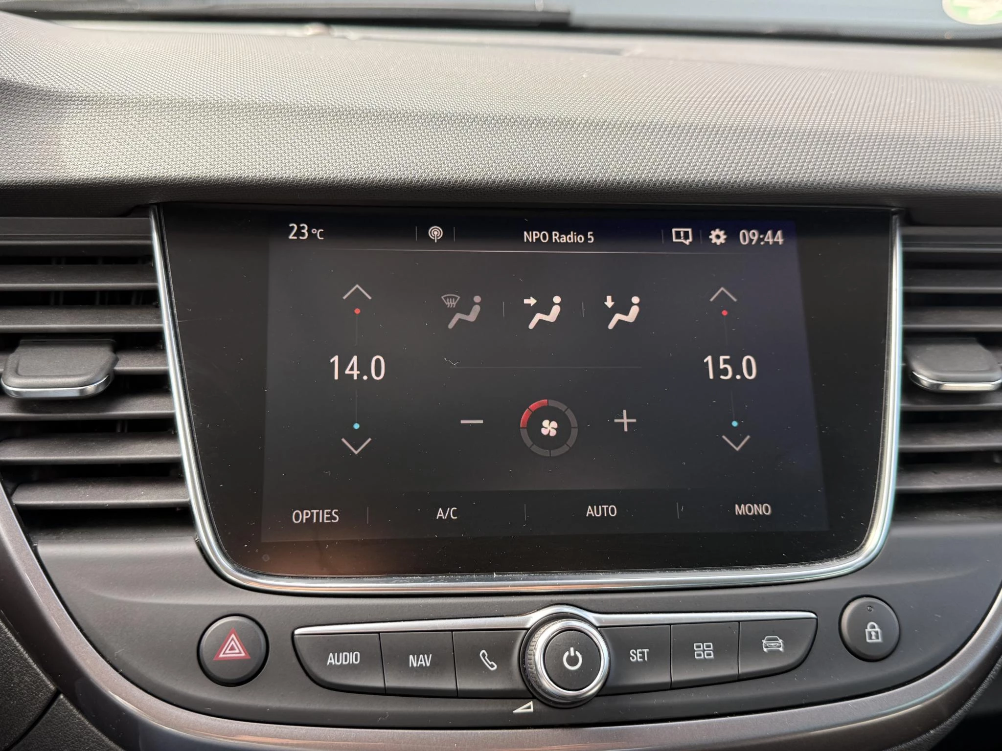 Hoofdafbeelding Opel Crossland X