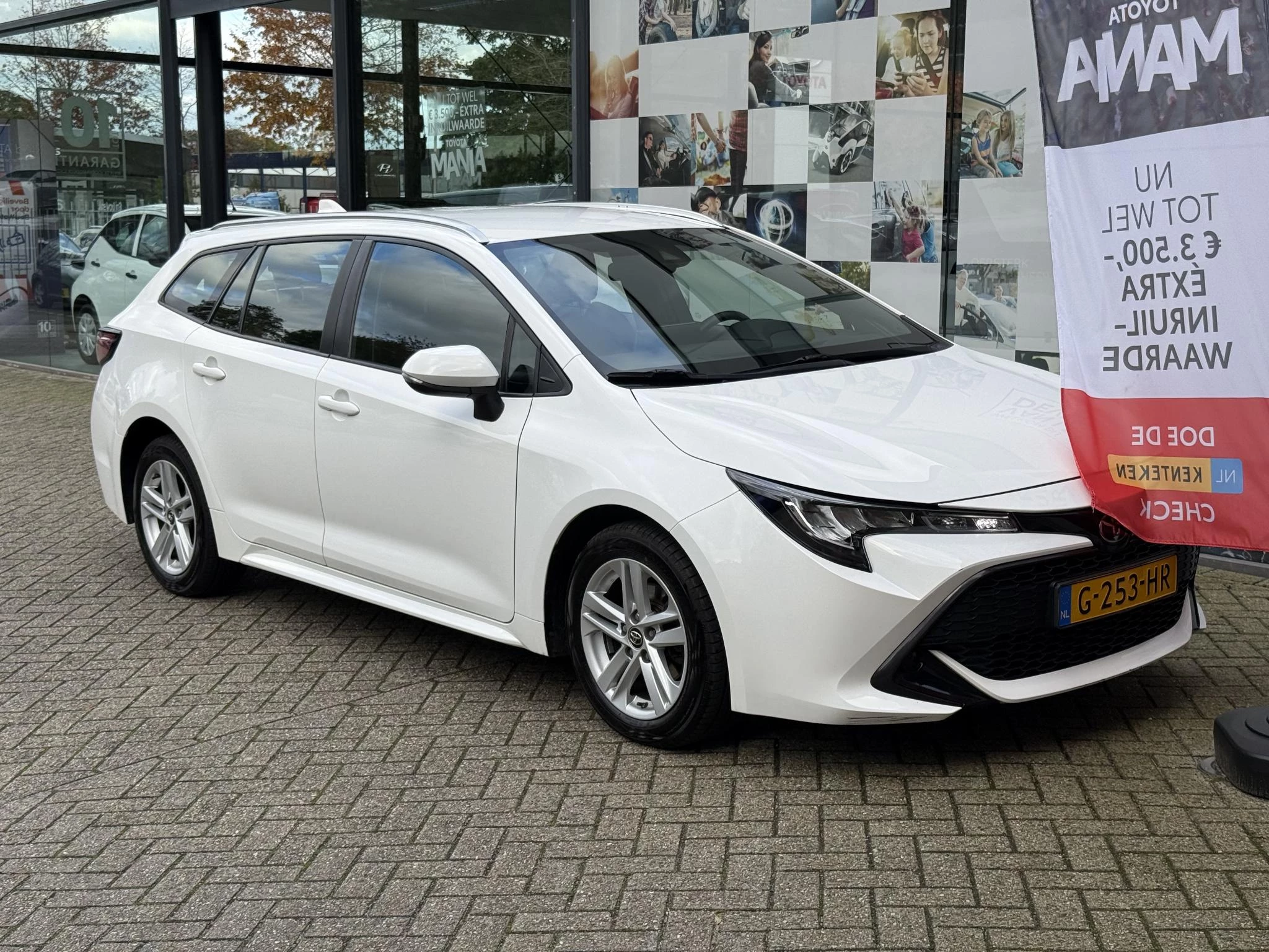 Hoofdafbeelding Toyota Corolla Touring Sports