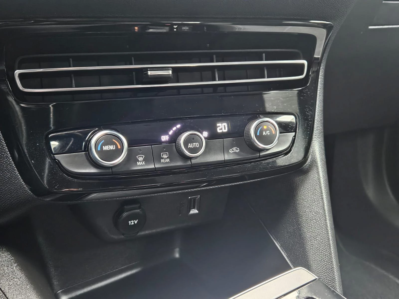 Hoofdafbeelding Opel Mokka-e