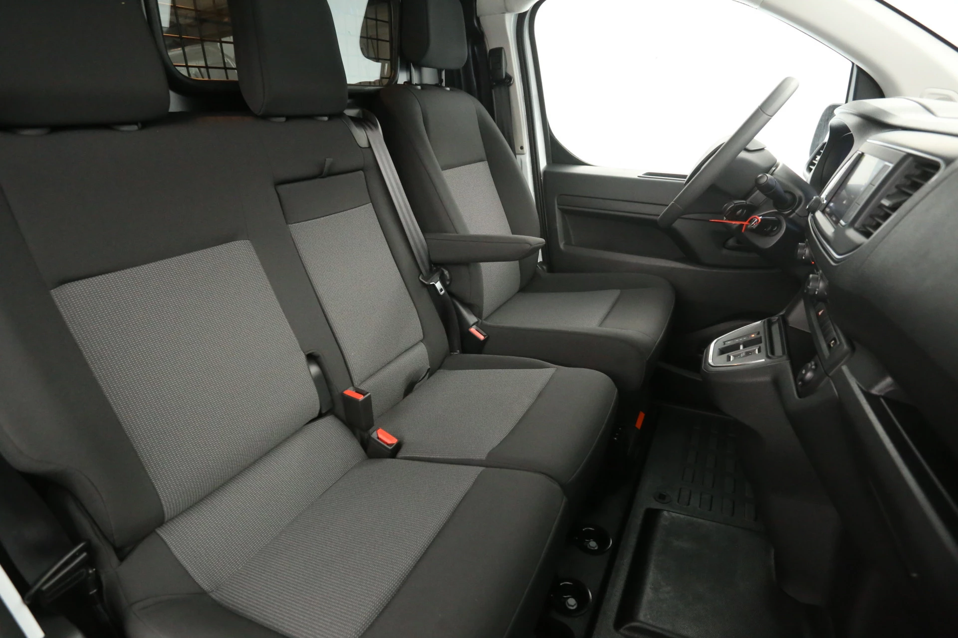Hoofdafbeelding Peugeot e-Expert