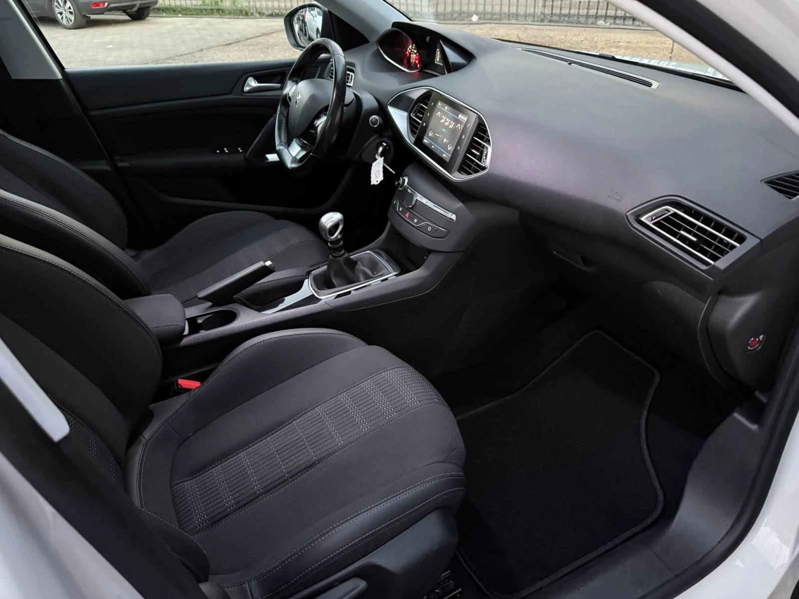 Hoofdafbeelding Peugeot 308