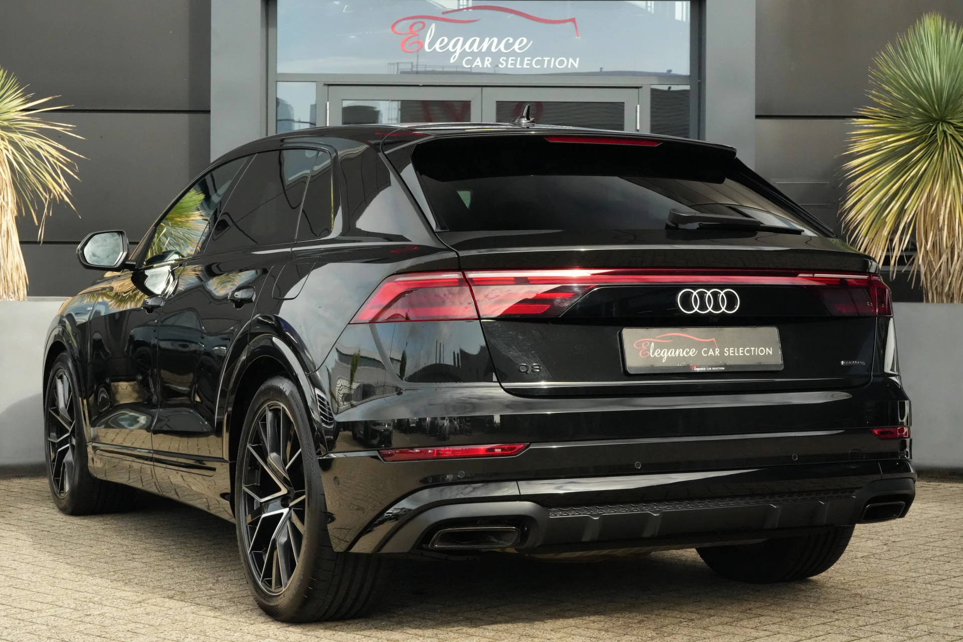 Hoofdafbeelding Audi Q8