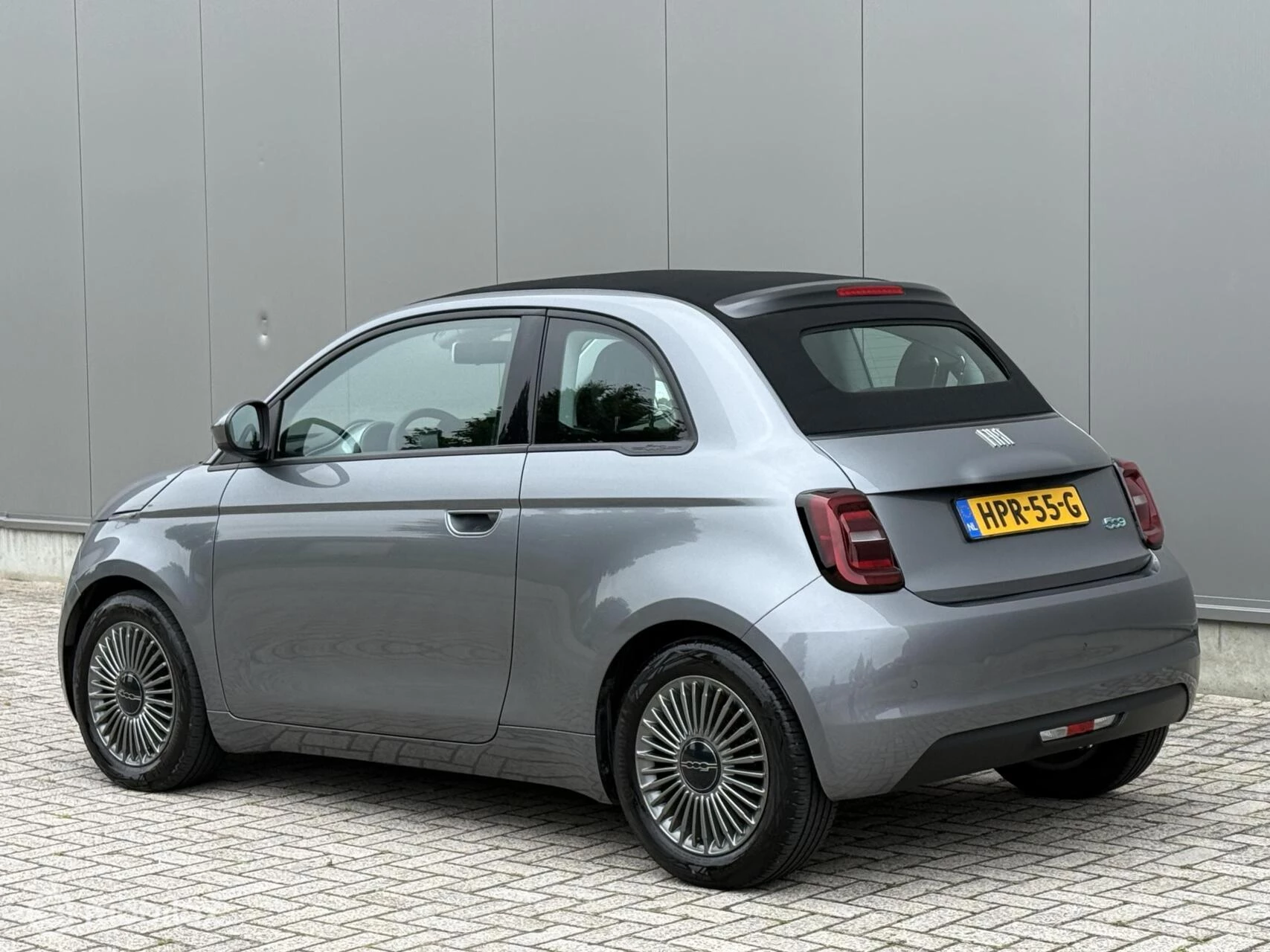 Hoofdafbeelding Fiat 500C