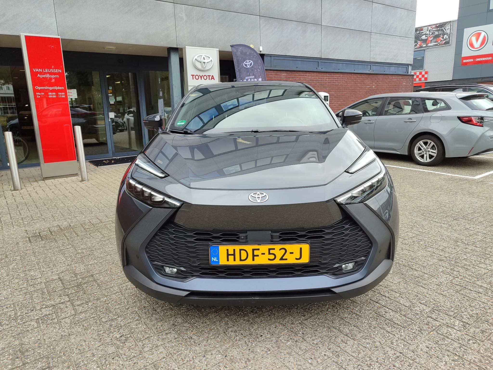 Hoofdafbeelding Toyota C-HR