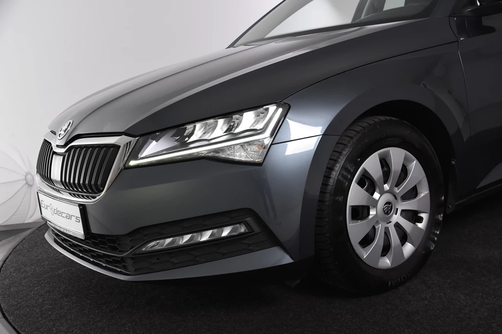 Hoofdafbeelding Škoda Superb