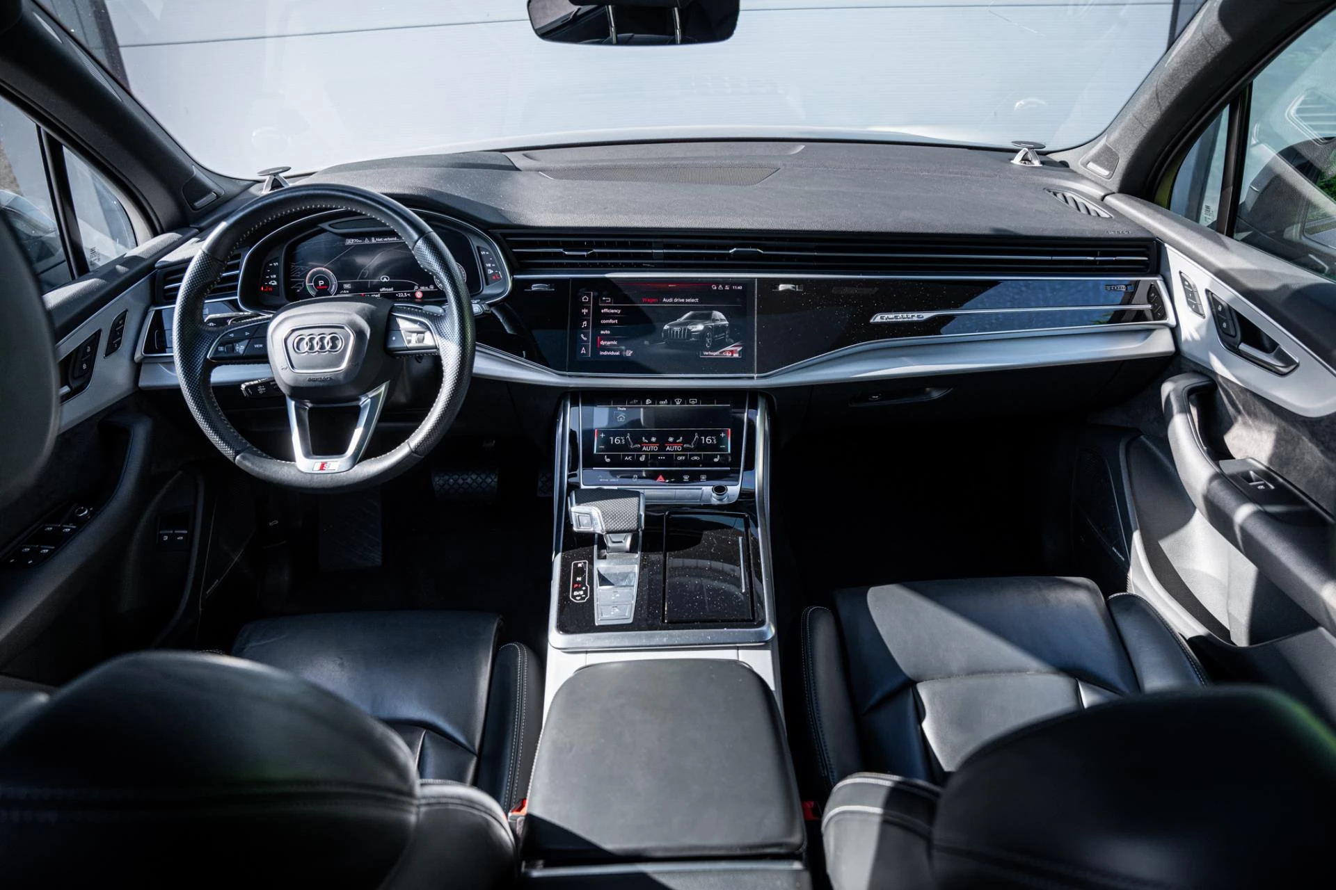 Hoofdafbeelding Audi Q7