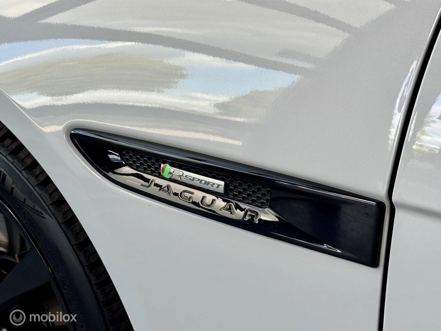 Hoofdafbeelding Jaguar XE