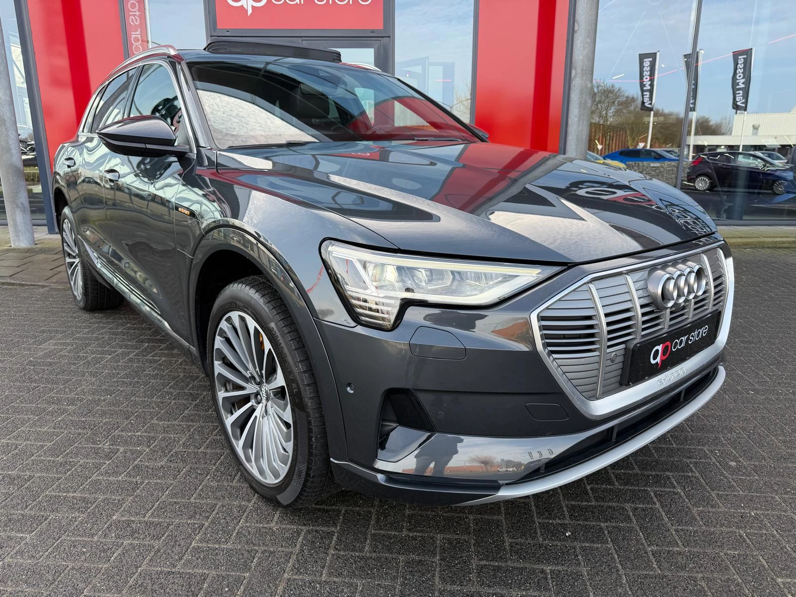 Hoofdafbeelding Audi e-tron