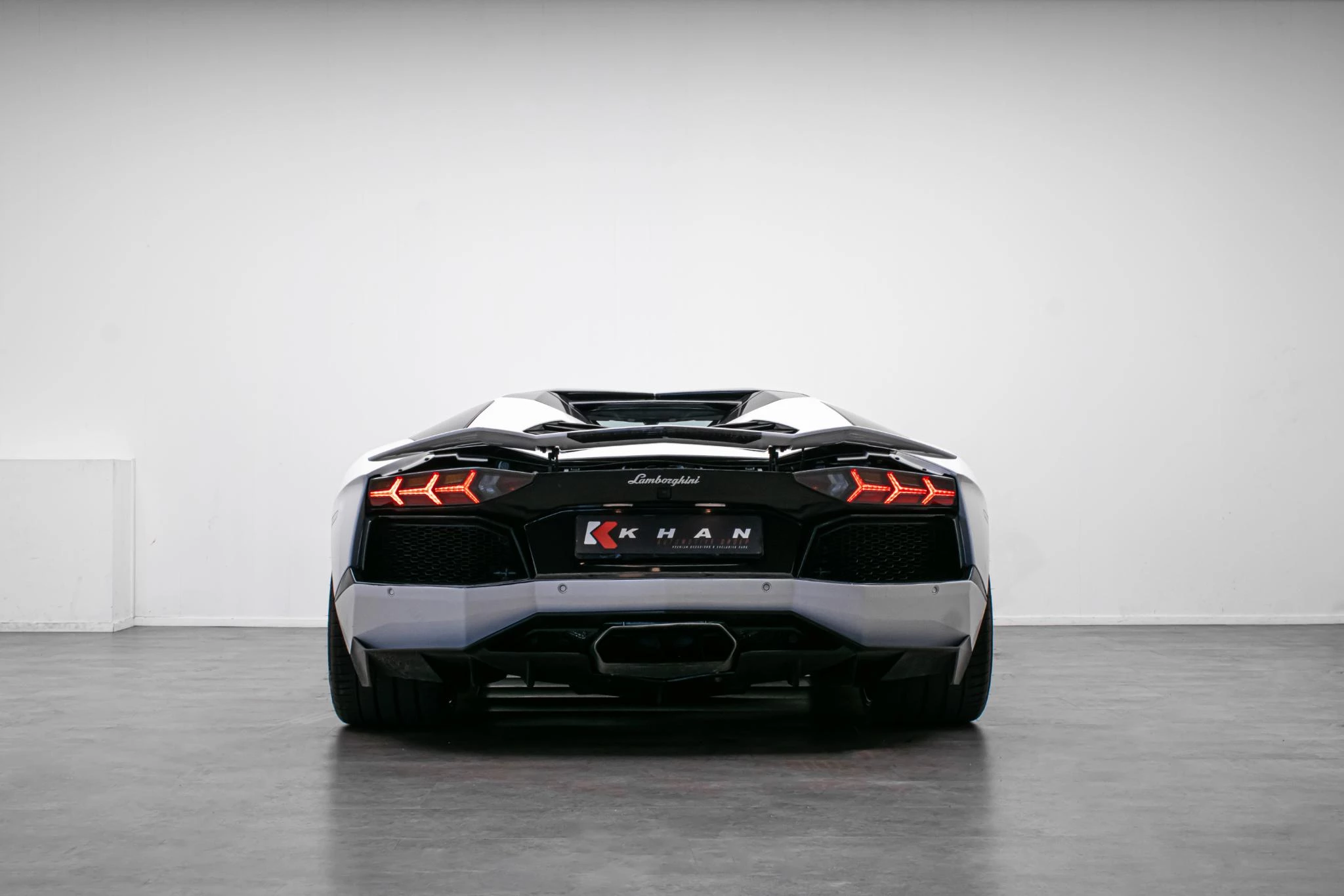 Hoofdafbeelding Lamborghini Aventador