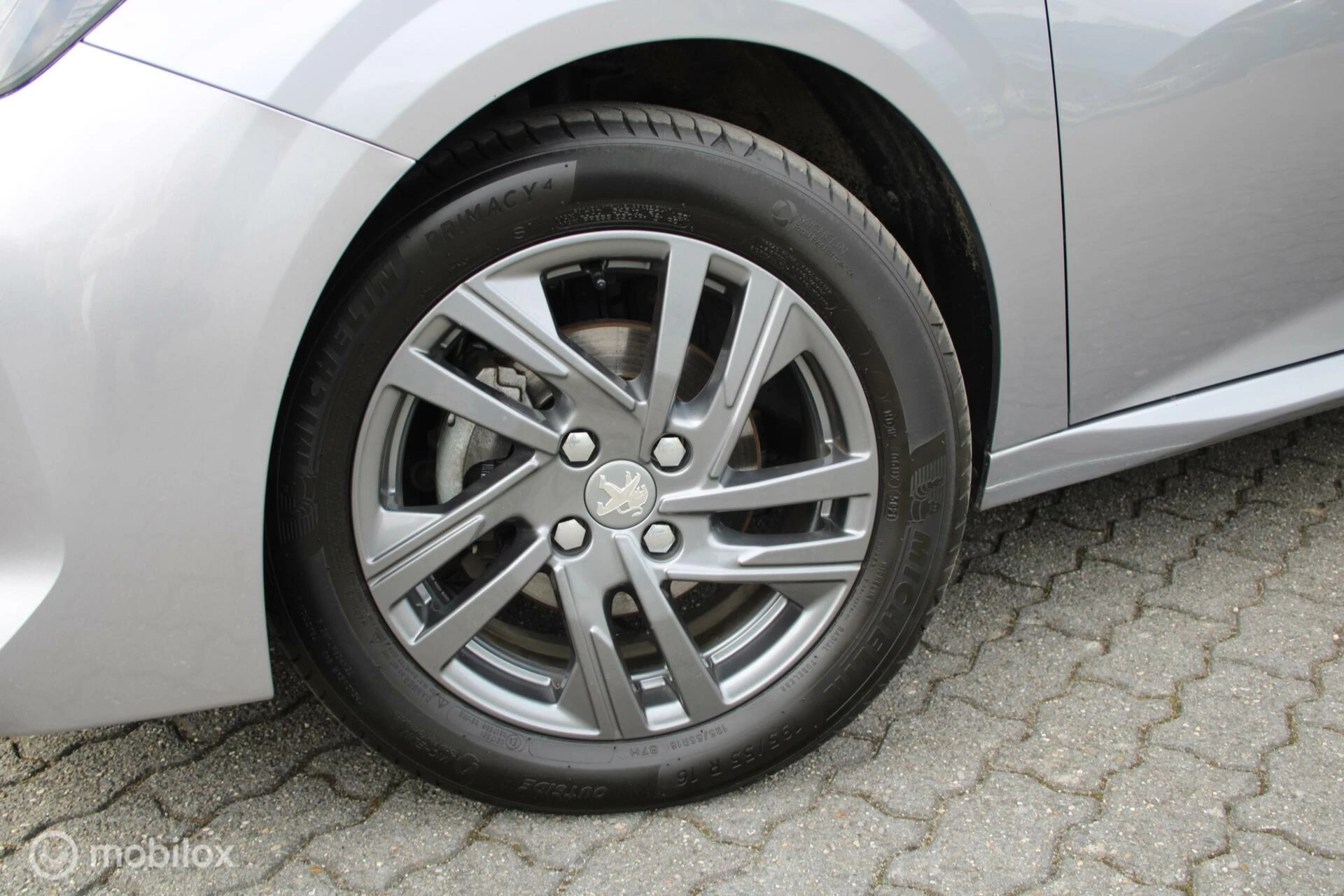 Hoofdafbeelding Peugeot 208