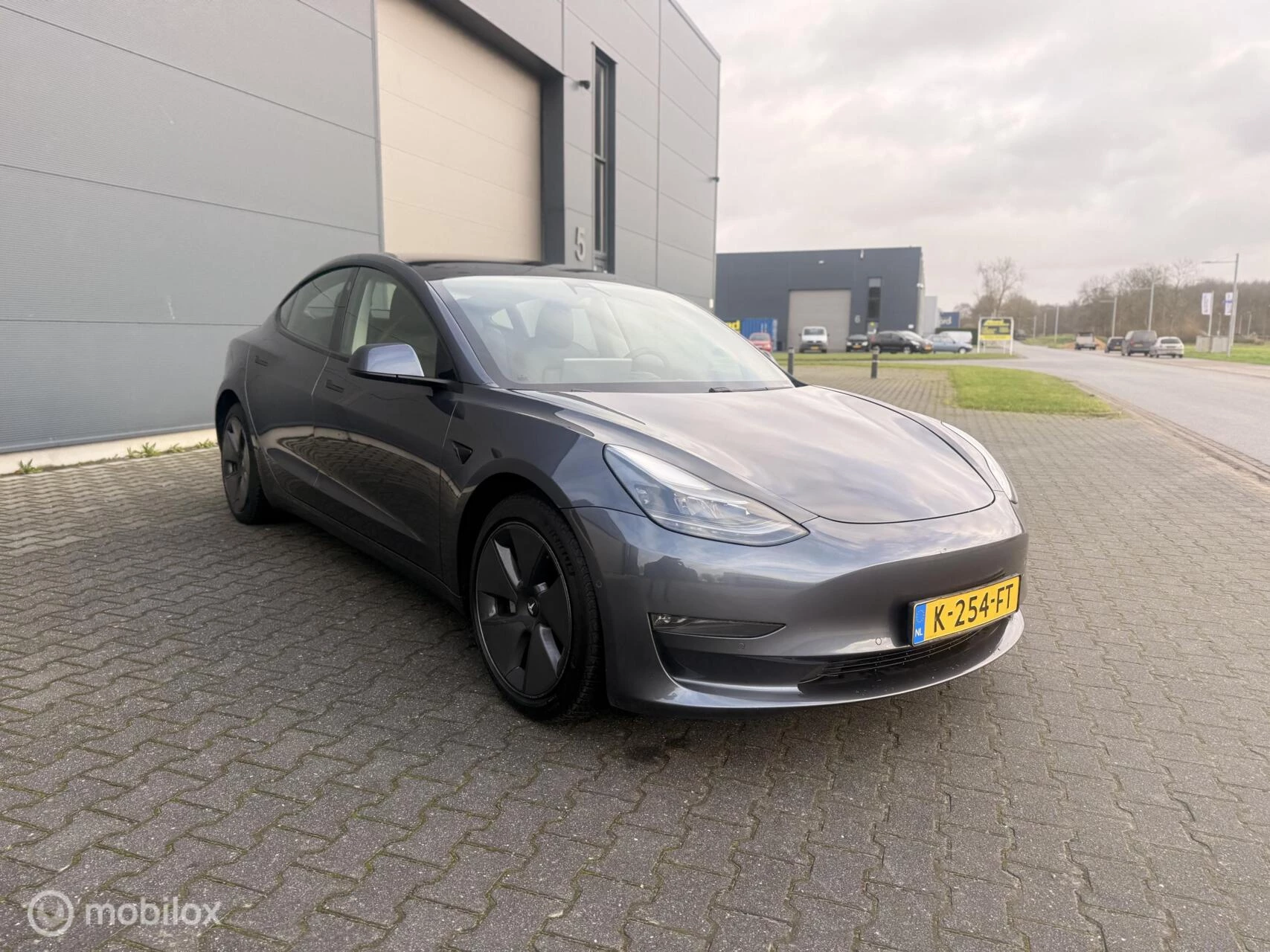 Hoofdafbeelding Tesla Model 3
