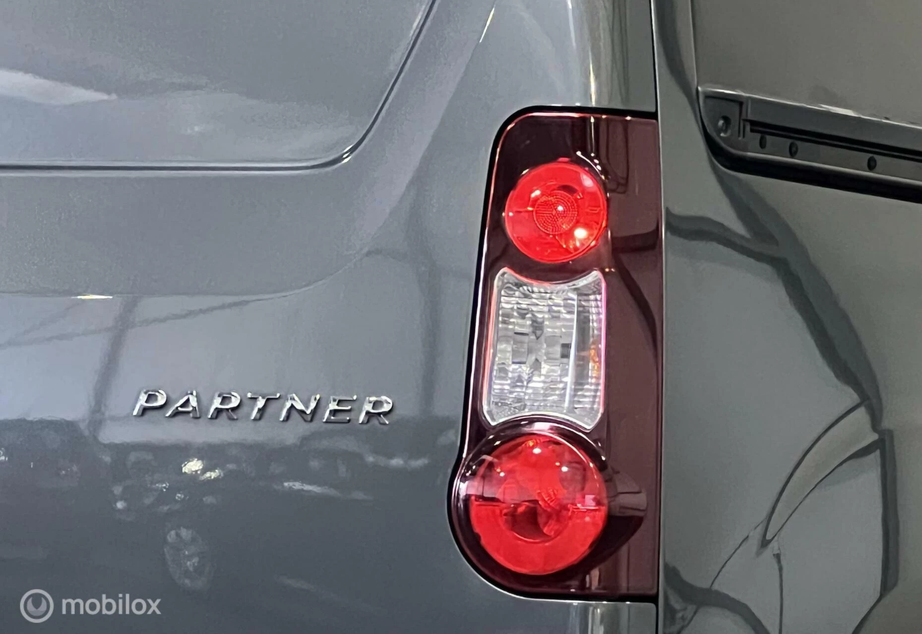 Hoofdafbeelding Peugeot Partner